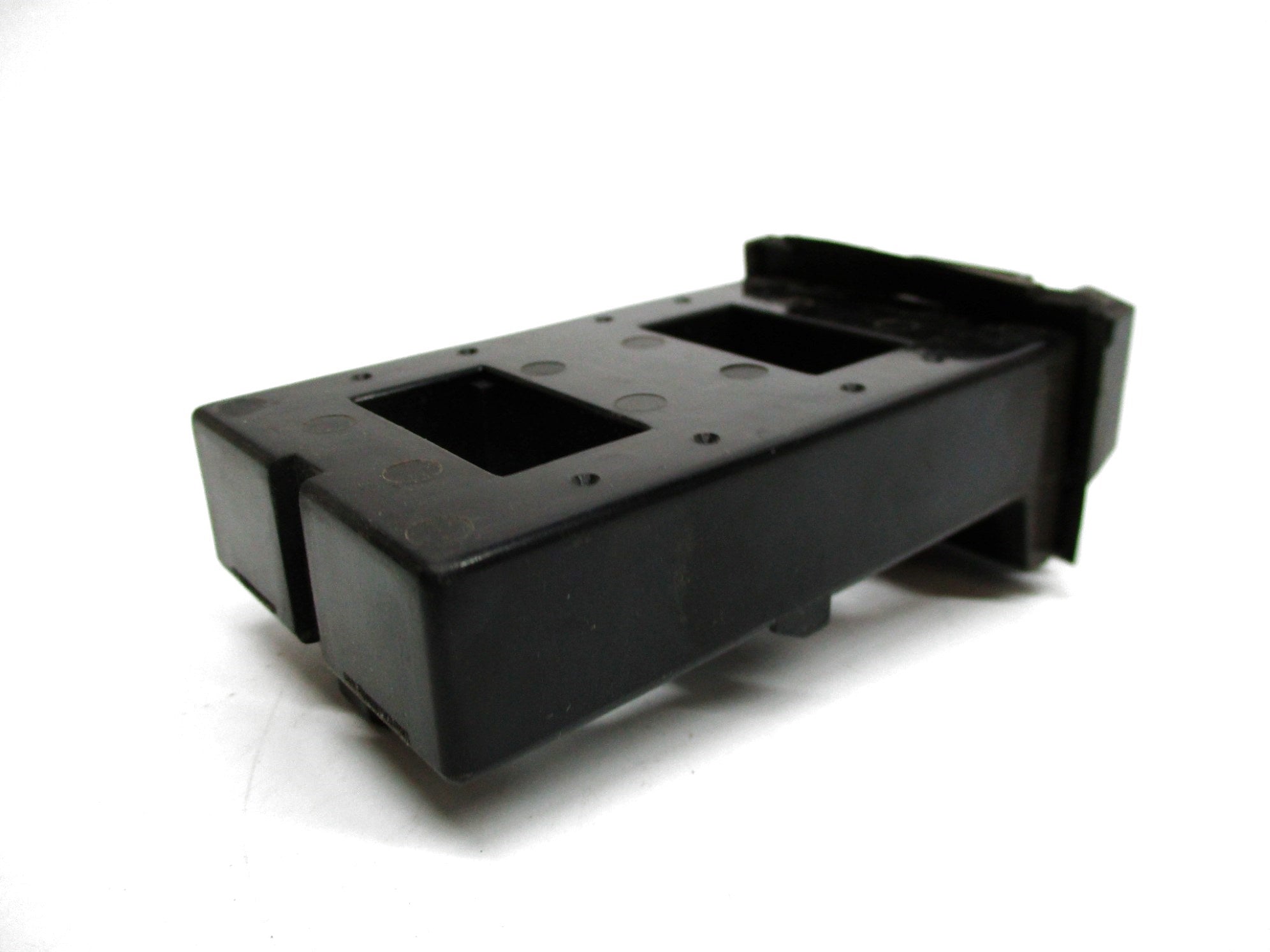 INDUSTRIAL SPARE PART GC476 550/600V (BK/GD) NSMP