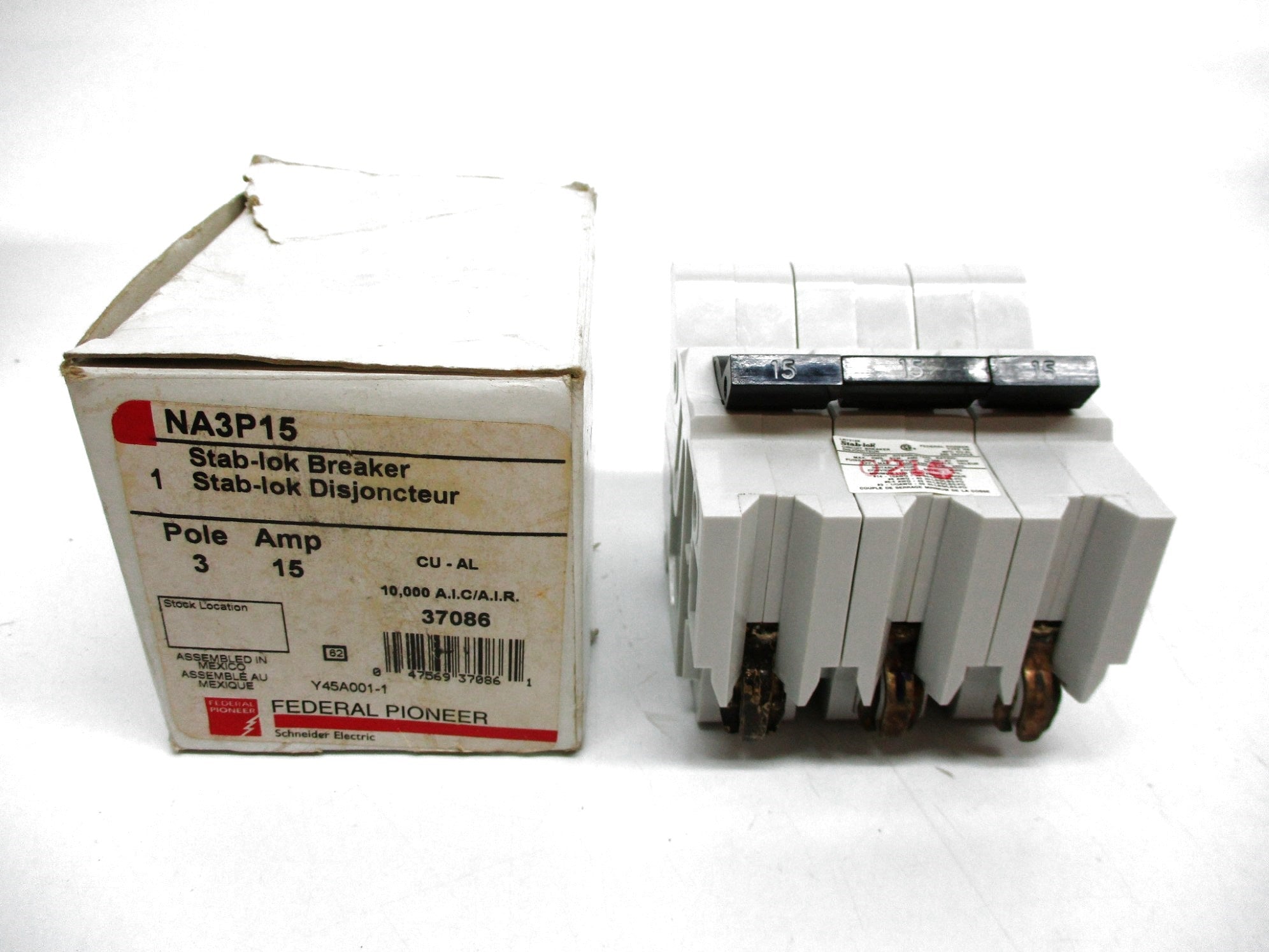FEDERAL PIONEER NA3P15 15A 240VAC NSMP