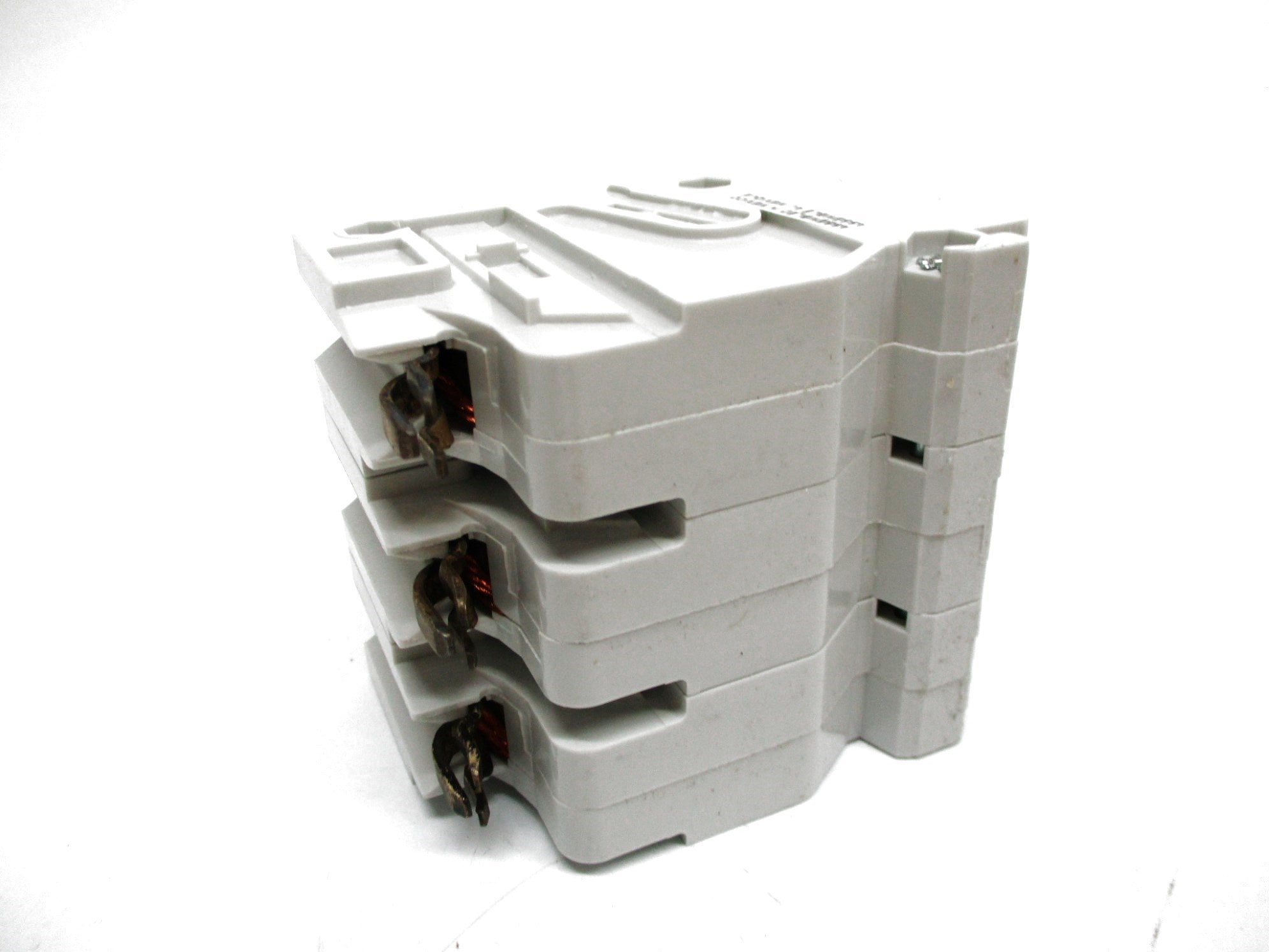 FEDERAL PIONEER NA3P15 15A 240VAC NSMP
