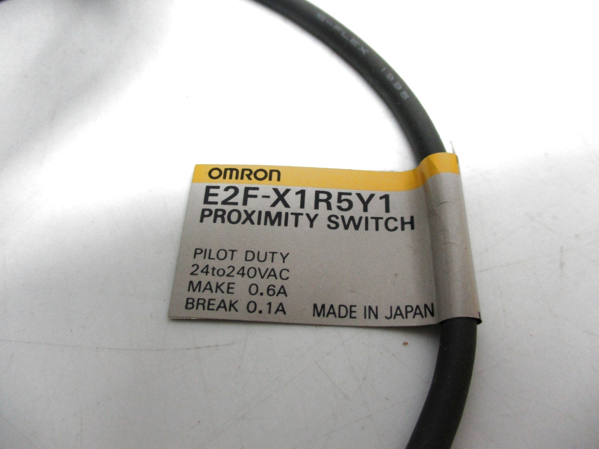 OMRON E2F-X1R5Y1 NSMP
