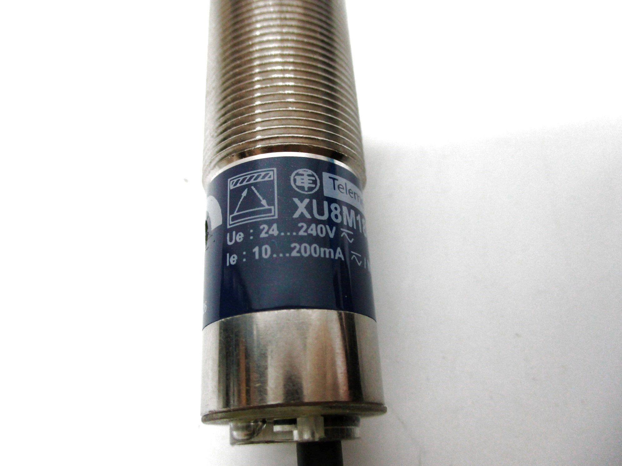 TELEMECANIQUE XU8M18MB230 NSMP
