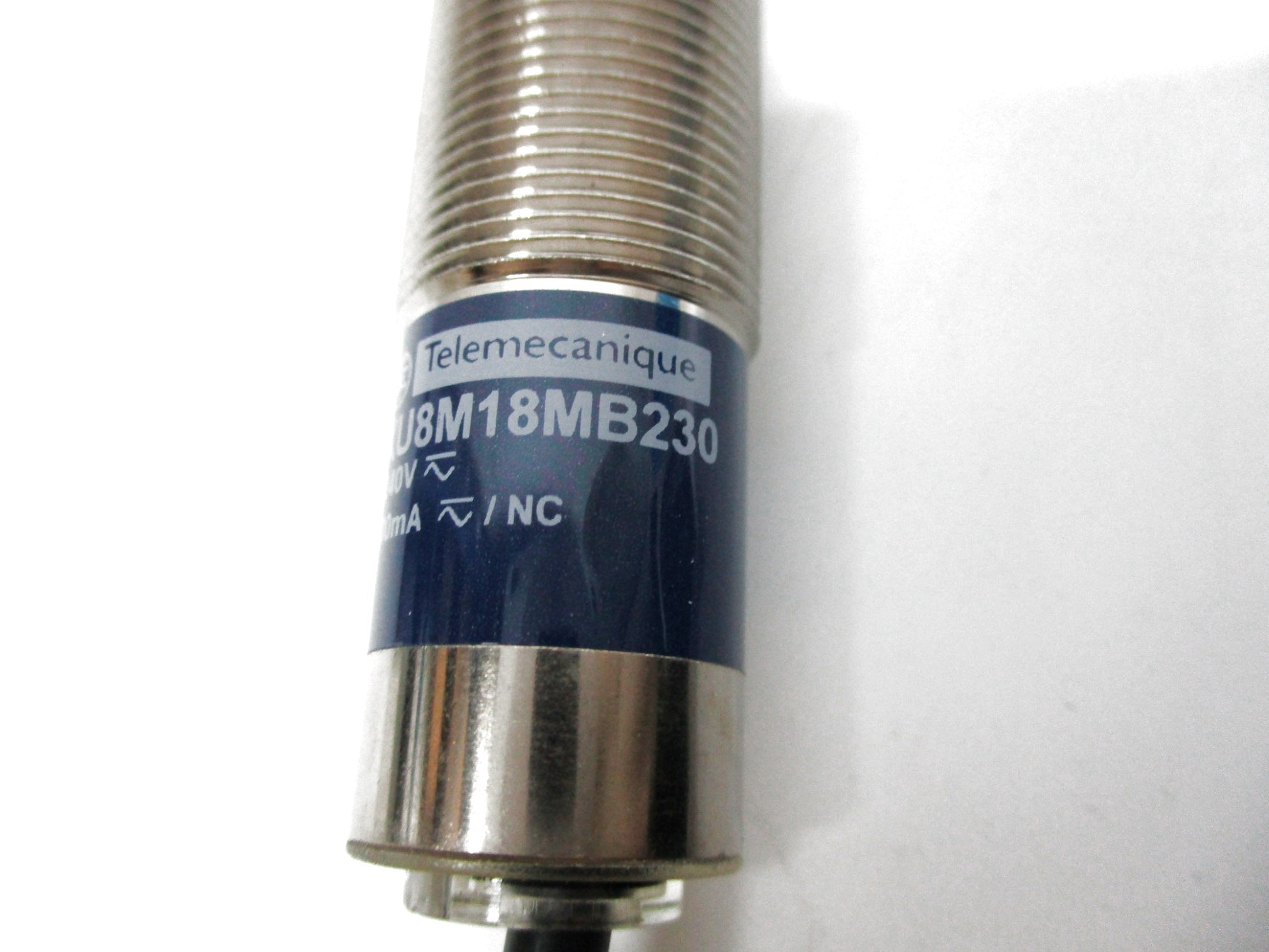 TELEMECANIQUE XU8M18MB230 NSMP
