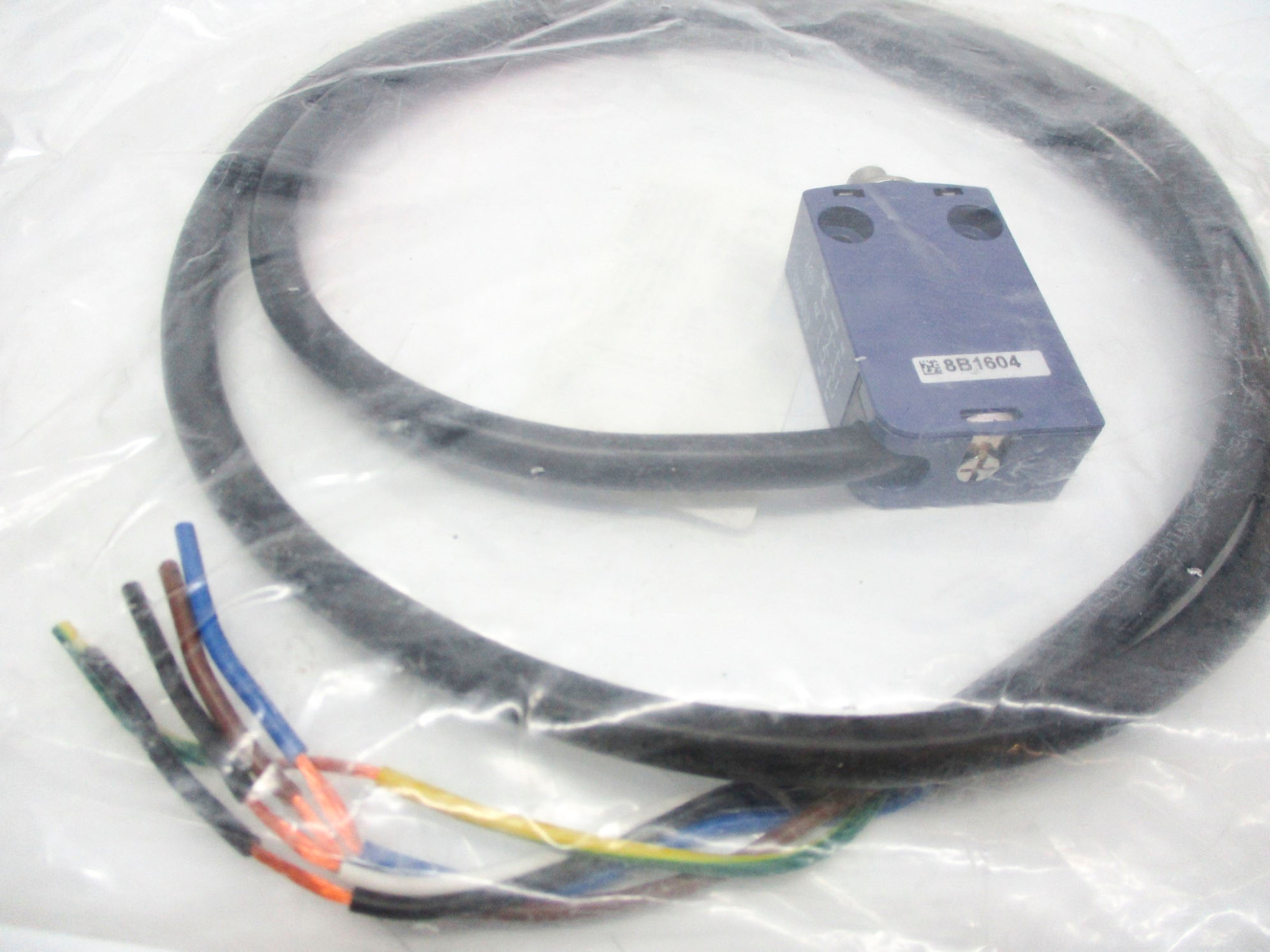 TELEMECANIWUE XCMD2110L1 NSMP