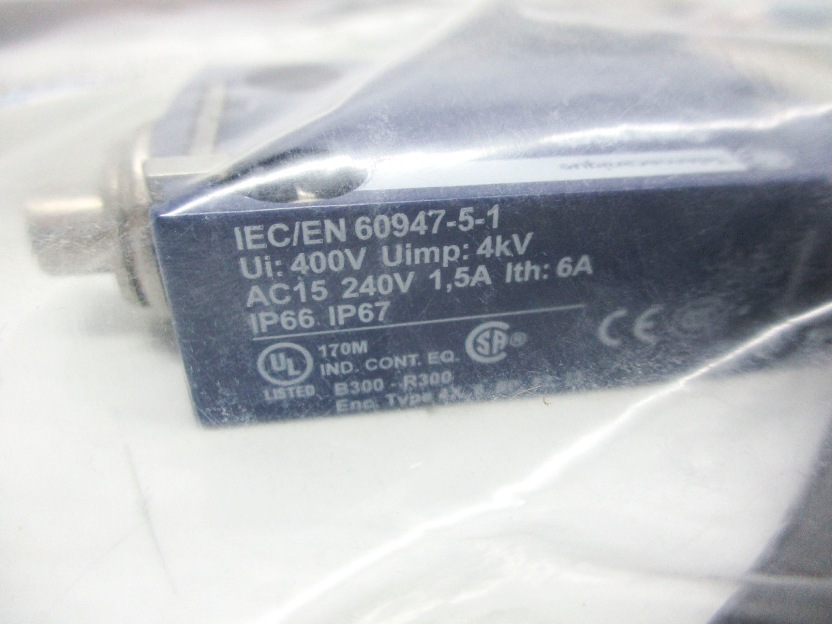 TELEMECANIWUE XCMD2110L1 NSMP