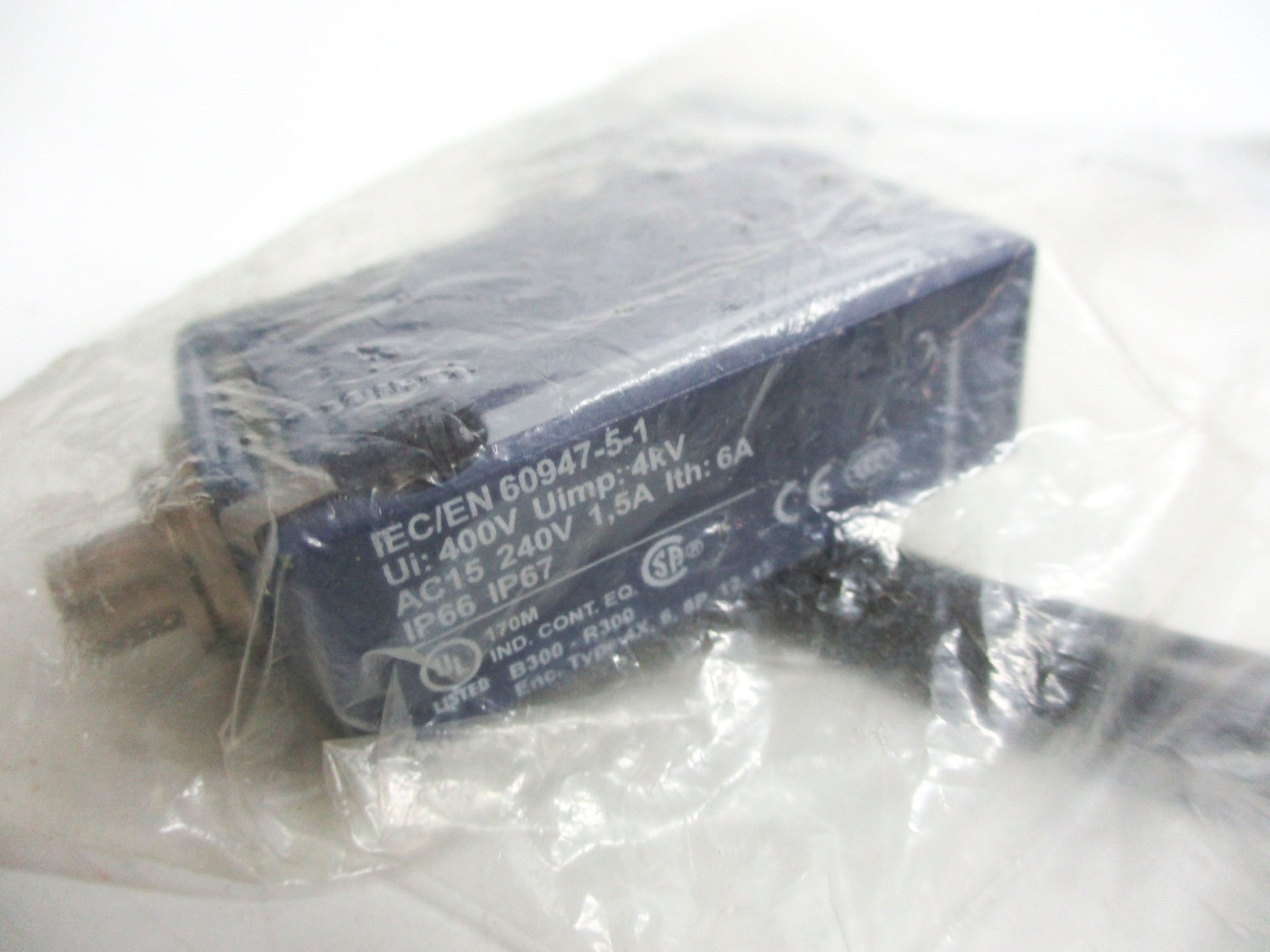 TELEMECANIQUE XCMD2510L1 NSMP