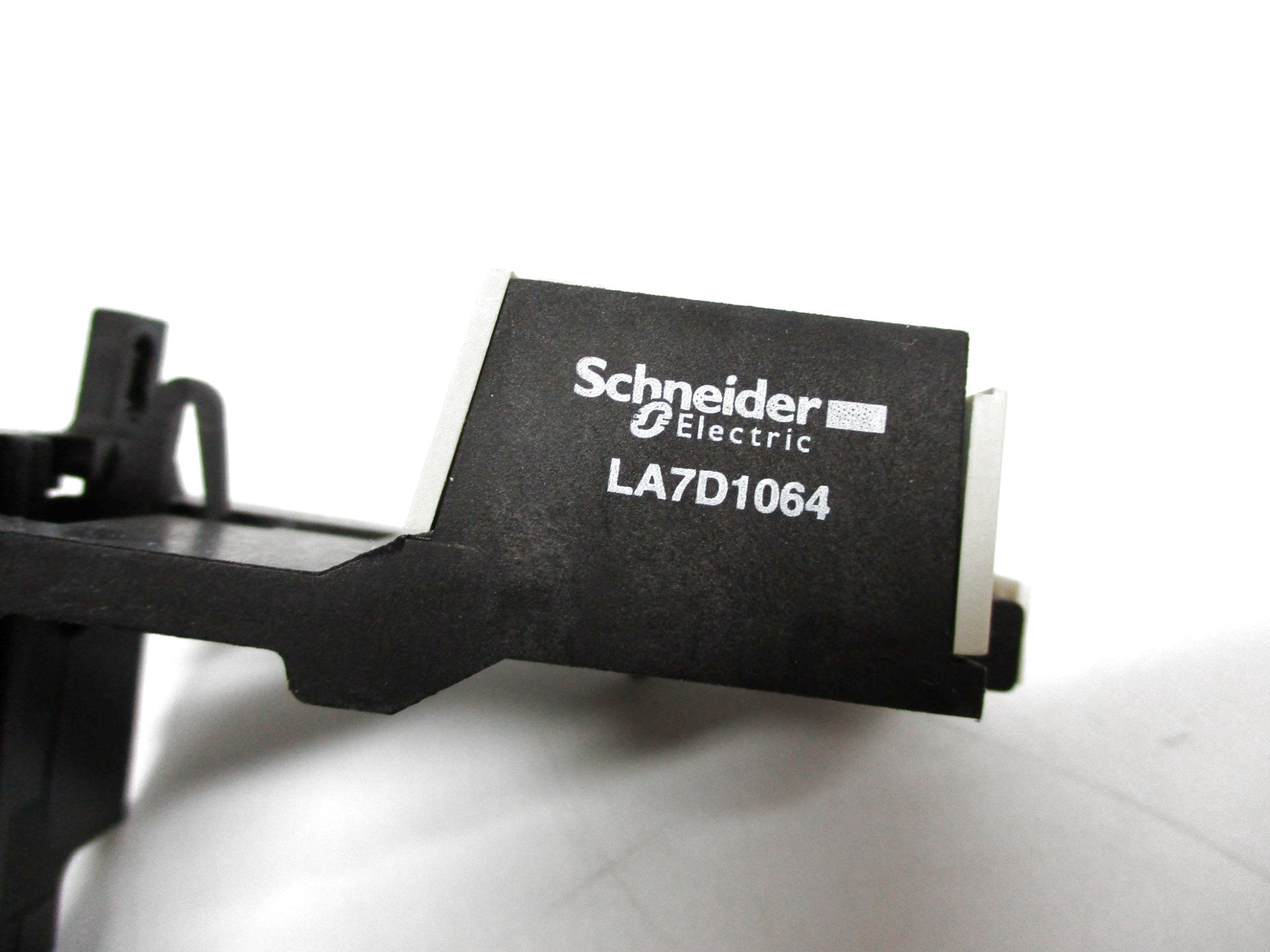 SCHNEIDER ELECTRIC LA7D1064 NSMP
