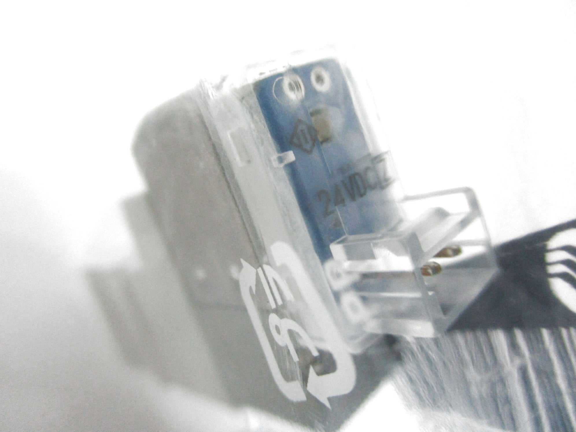 SMC SYJ314-5L0Z 24VDC NSMP