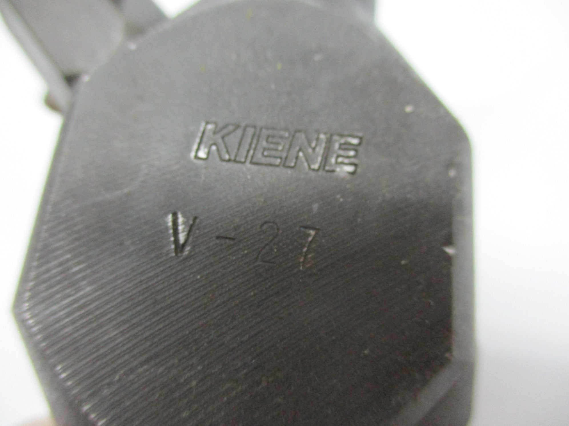 KIENE V-27 UNMP