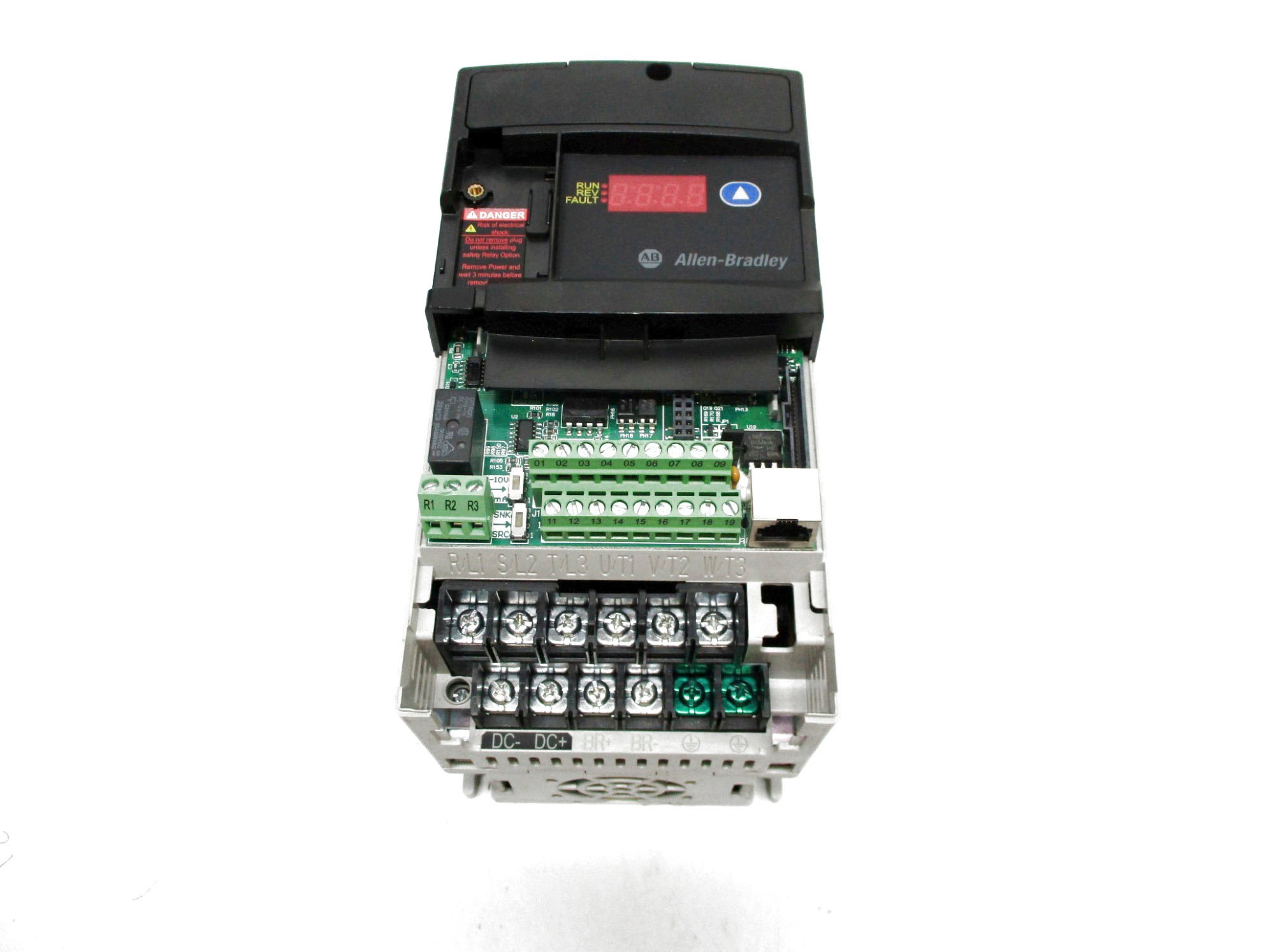 ALLEN BRADLEY 22D-D2P3N104 SER. A F/W 2.01 (AS PICTURED) UNMP