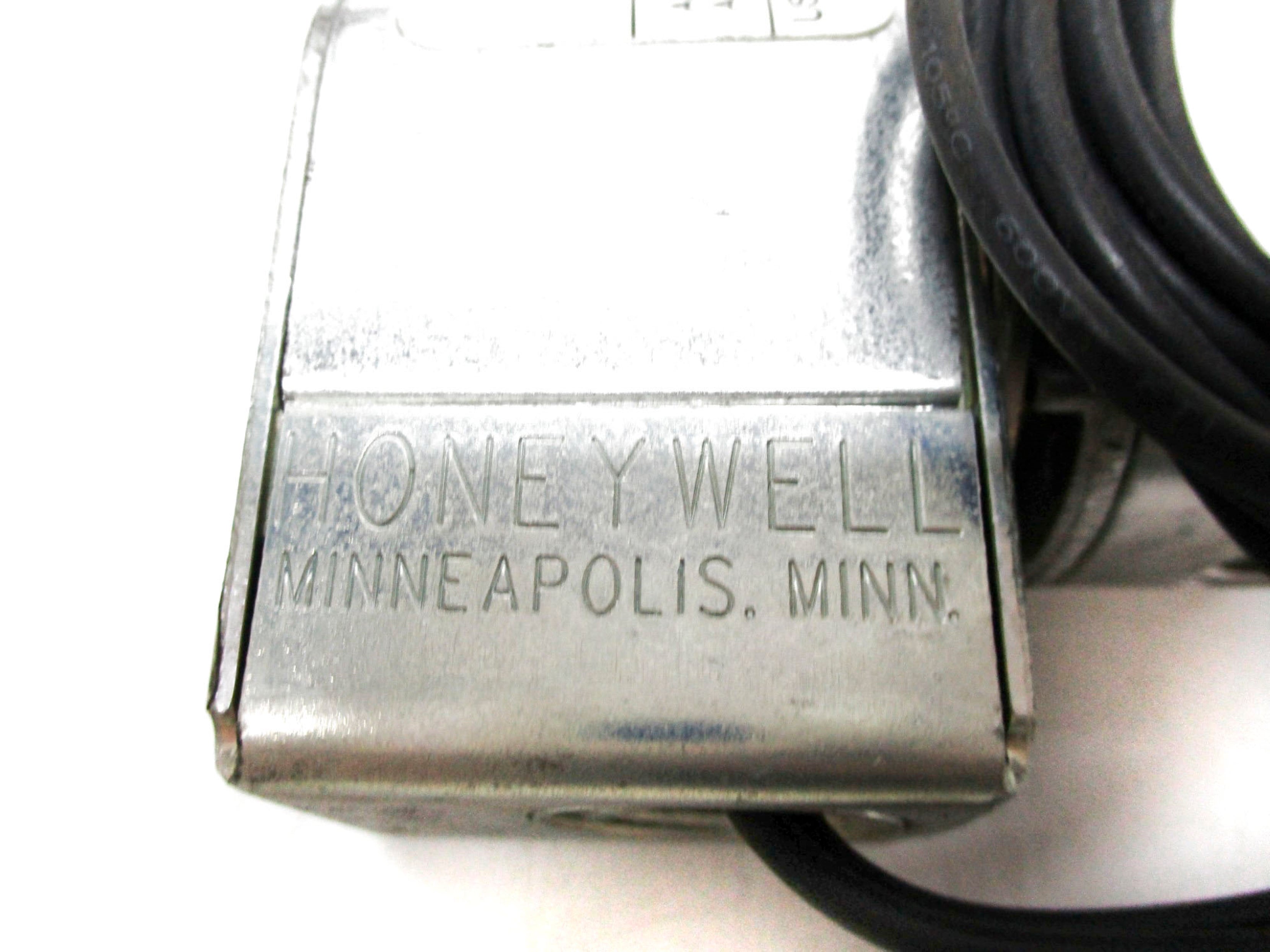 HONEYWELL V4046C1047 110/120V NSNP