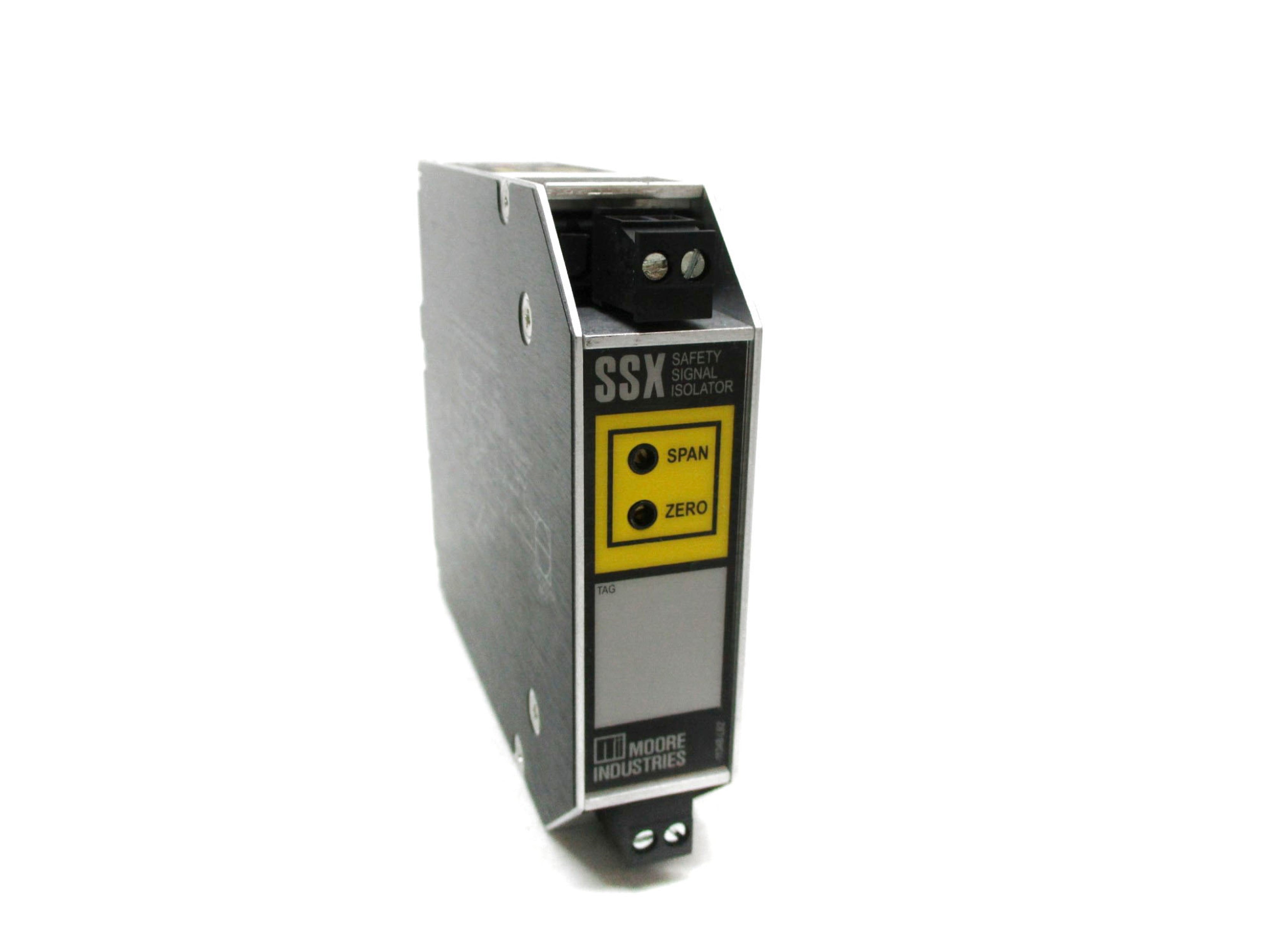 MOORE INDUSTRIES SSX/4-20MA/4-20MA/12-42DC-IZ250[DIN] UNMP