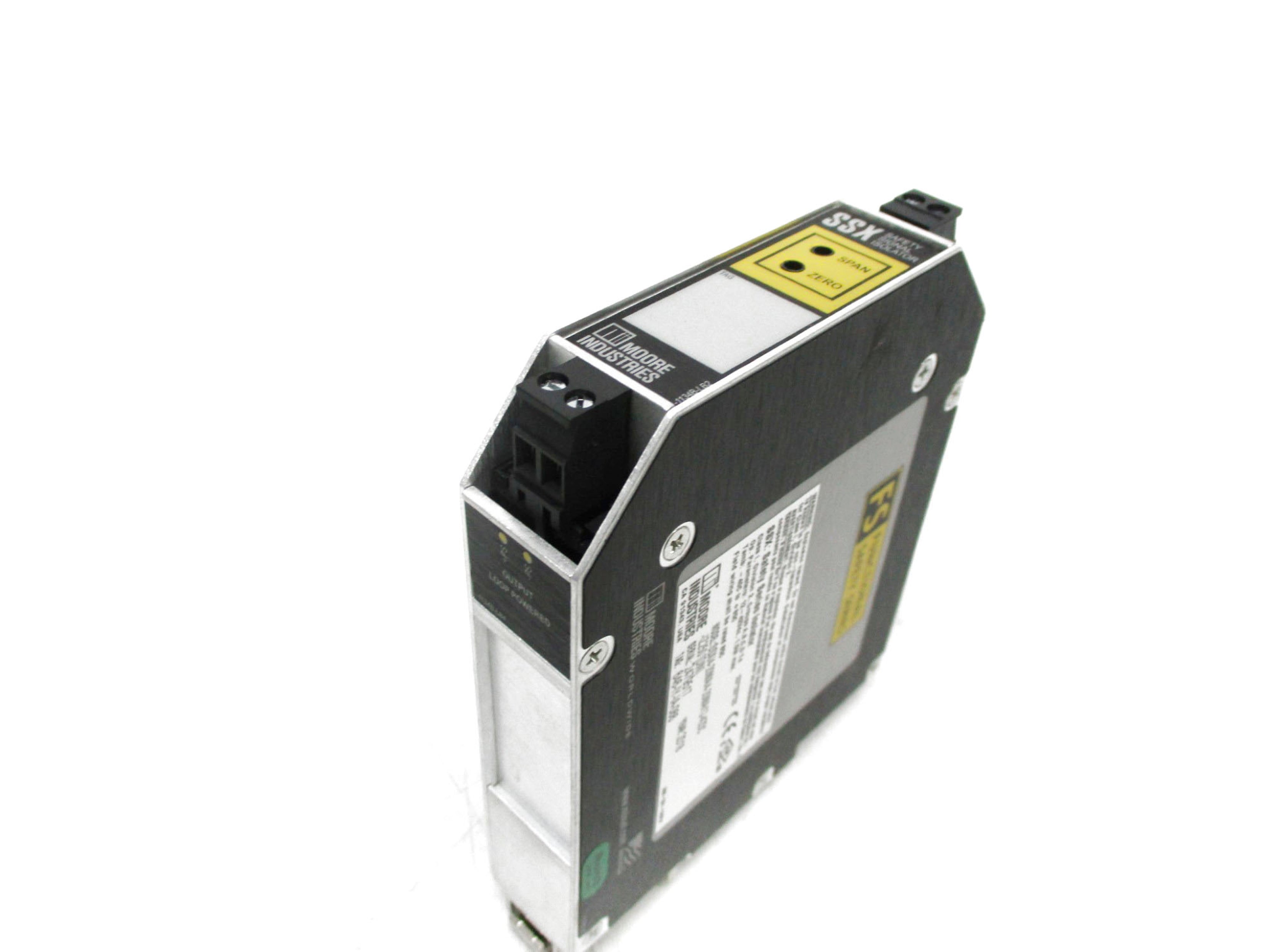 MOORE INDUSTRIES SSX/4-20MA/4-20MA/12-42DC-IZ250[DIN] UNMP