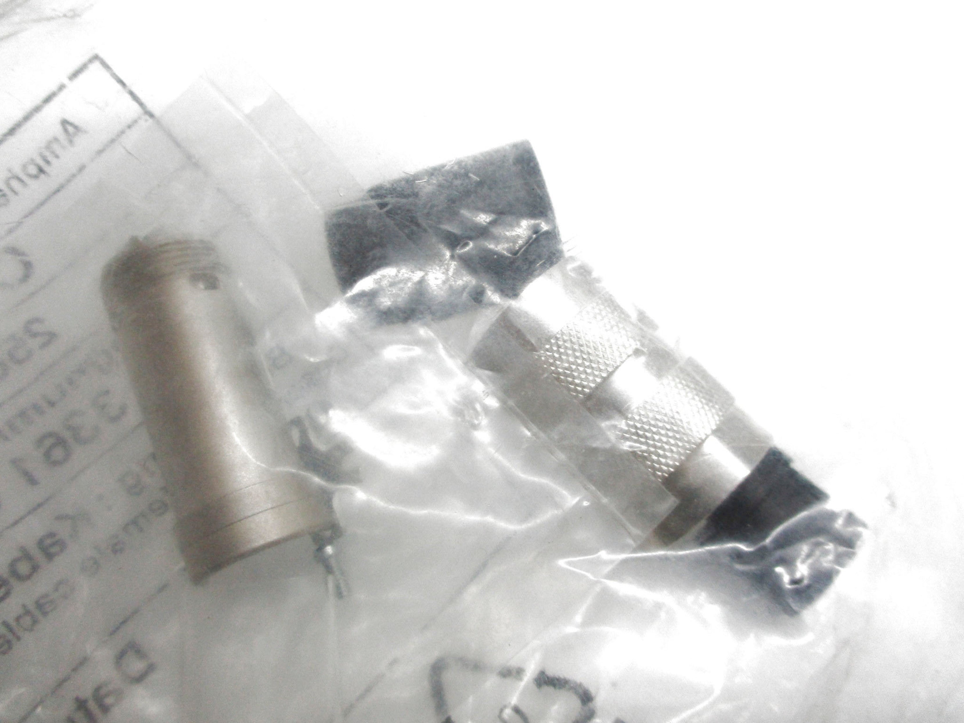 AMPHENOL T3361001U NSMP