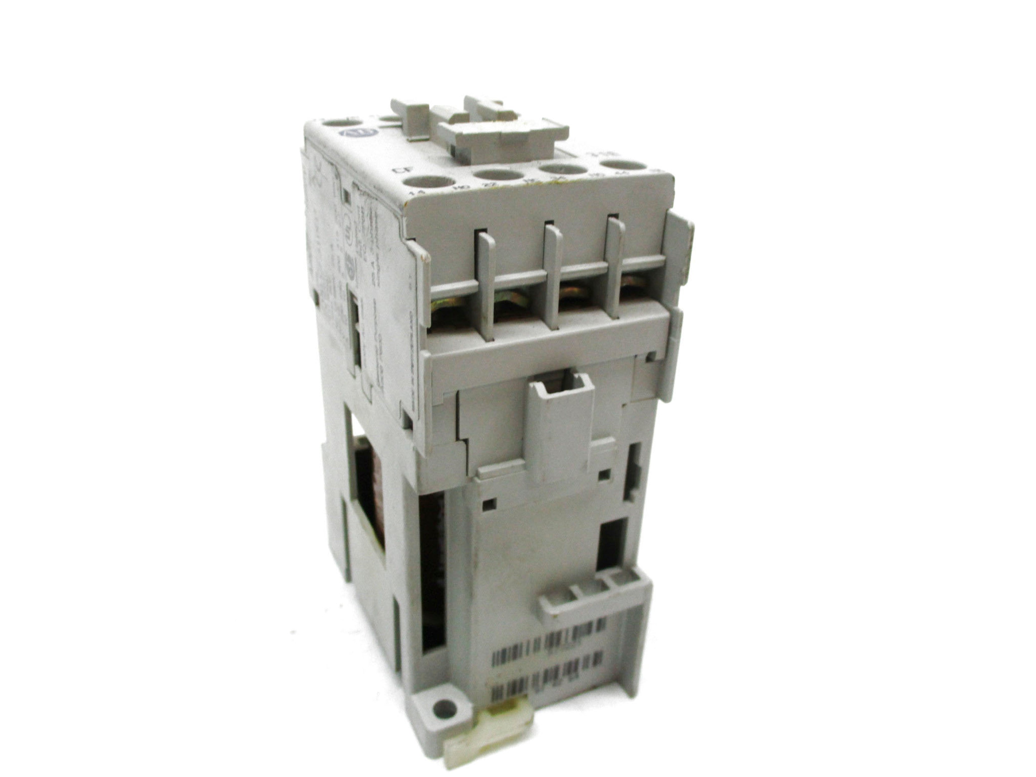 ALLEN BRADLEY 700-CF310DJ SER. A 24VDC (AS PICTURED) UNMP