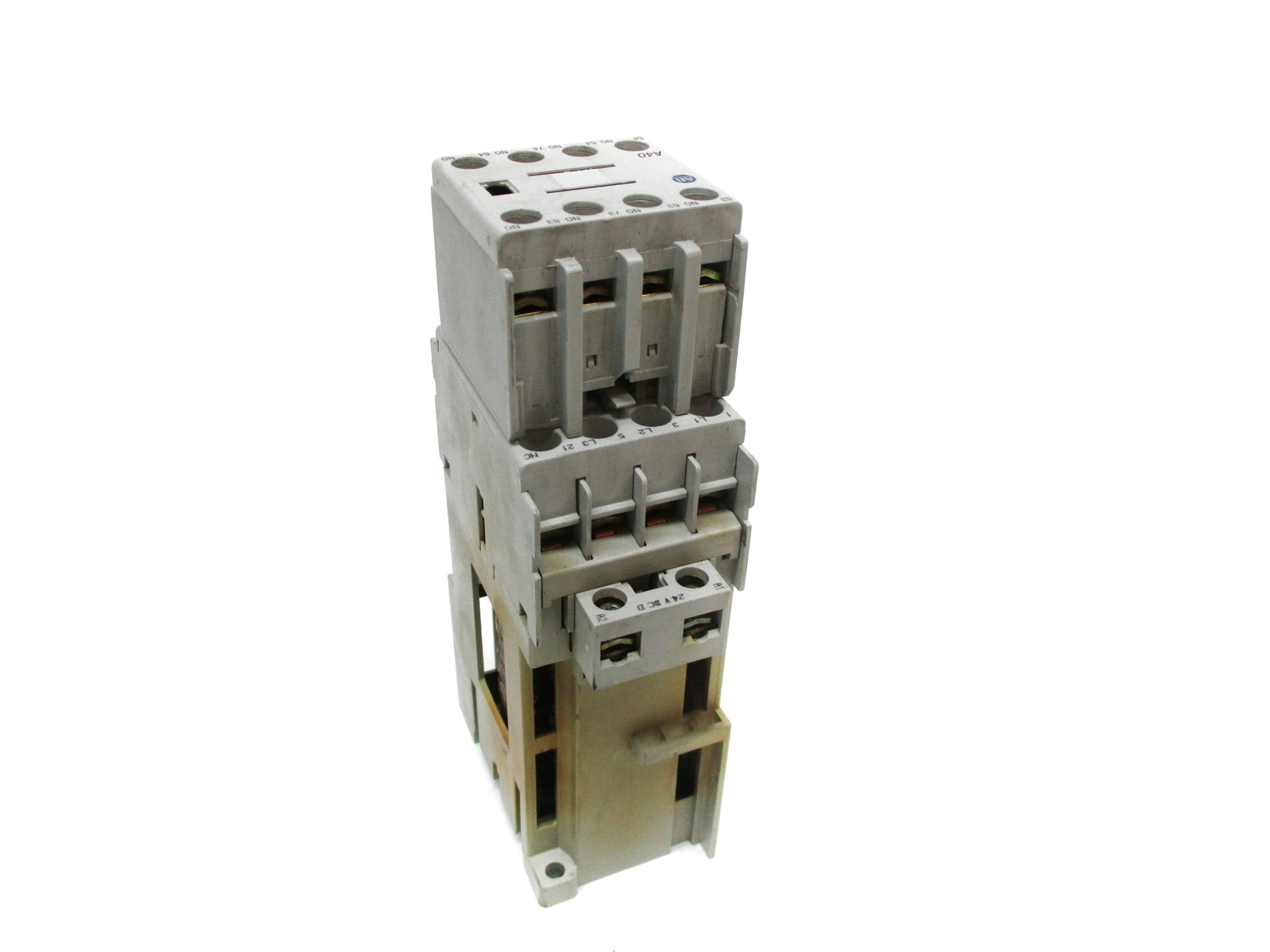 ALLEN BRADLEY 100-C23DJ01 SER. C 24VDC UNMP