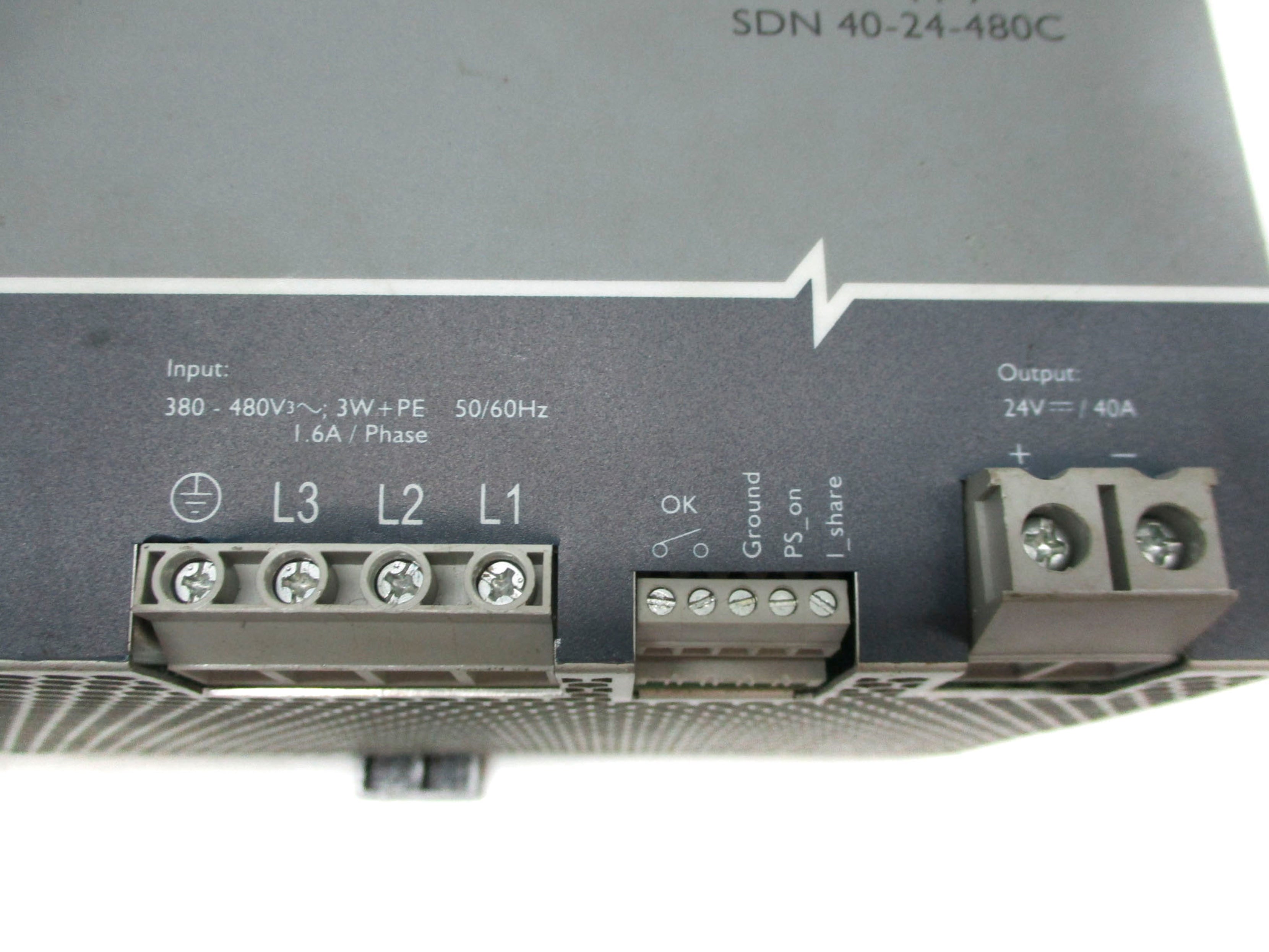 SOLA SDN40-24-480C UNMP
