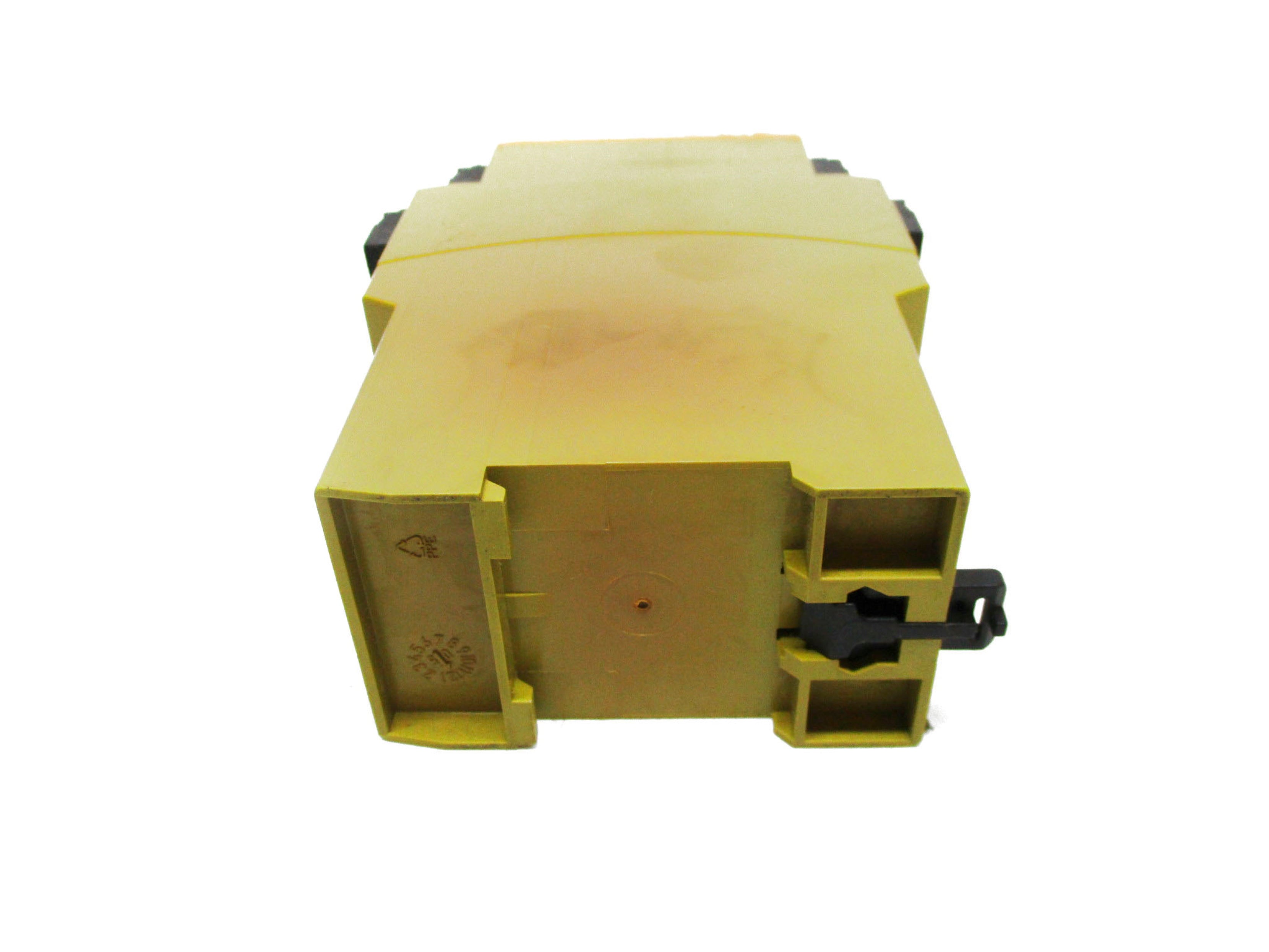 PILZ PNOZ-X8P-24VDC-3N/O-2N/C-2SO 24VDC 240VAC UNMP