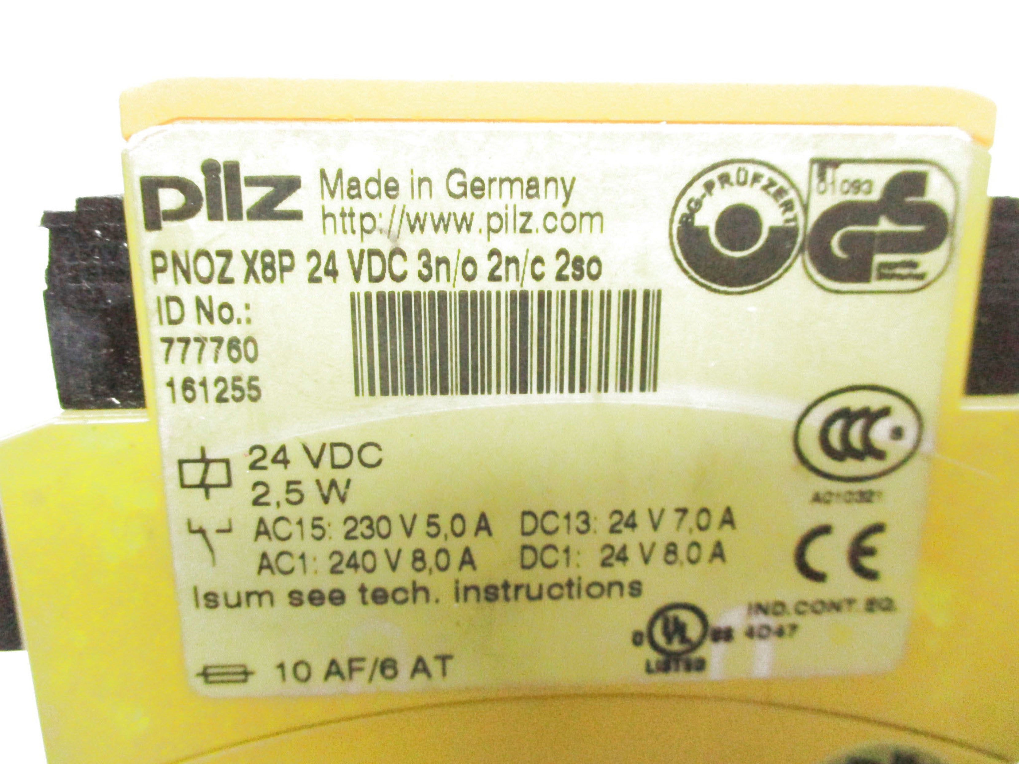 PILZ PNOZ-X8P-24VDC-3N/O-2N/C-2SO 24VDC 240VAC UNMP