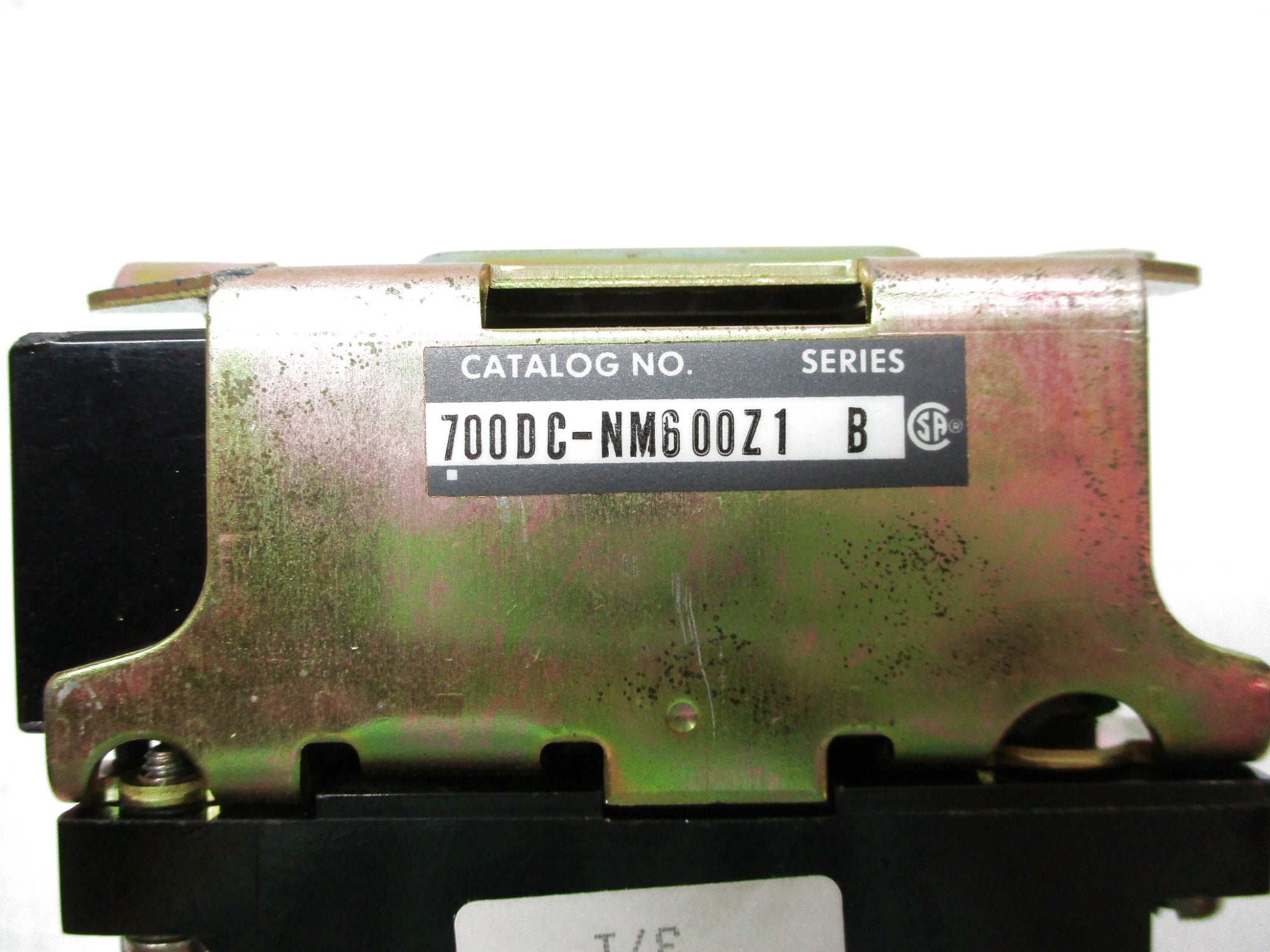 ALLEN BRADLEY 700DC-NM600Z SER. B 115-125VDC (WH) NSMP