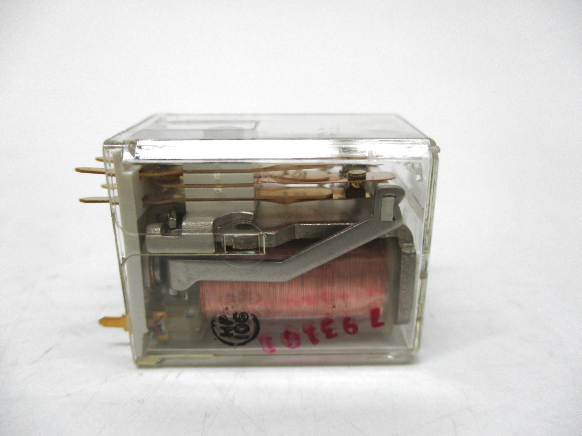 POTTER&BRUMFIELD R10-E2-Y2-V185 12VDC UNMP