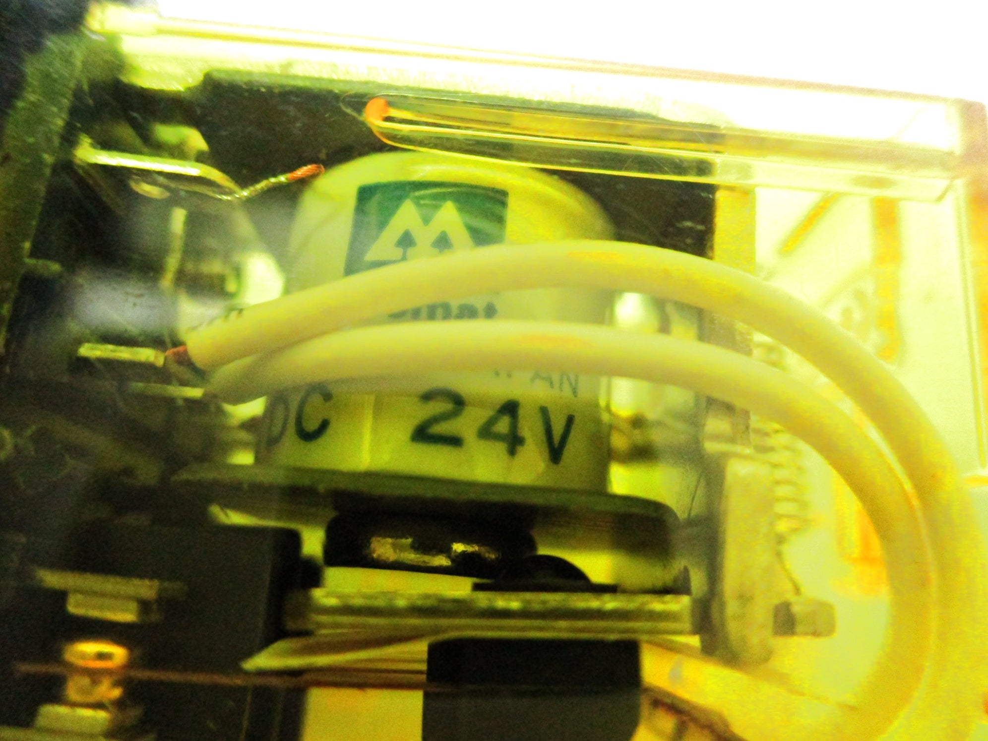 AROMAT HC4E-DC24V 24VDC NSNP