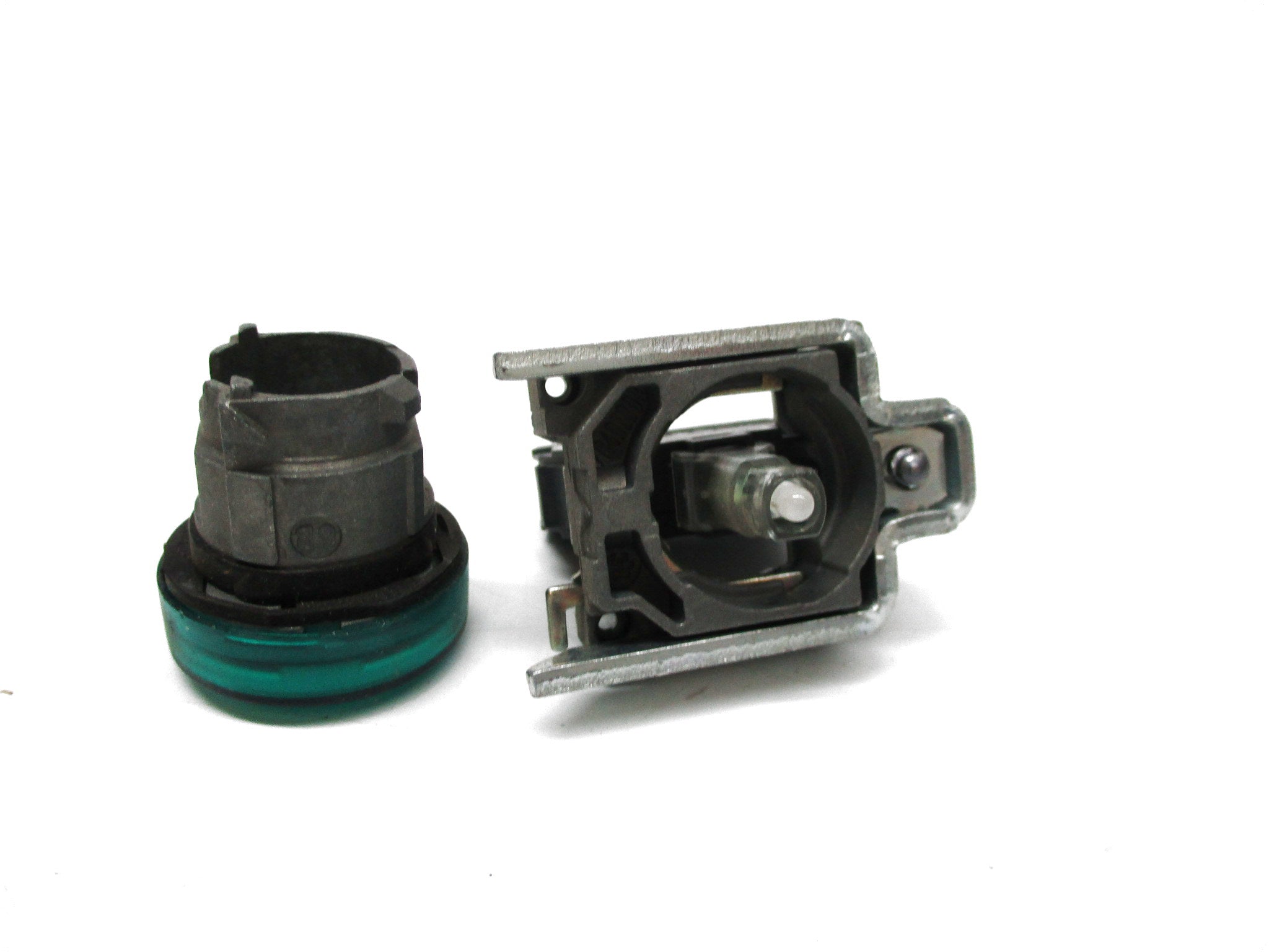 SCHNEIDER ELECTRIC XB4BVG3 (AS PICTURED) NSMP