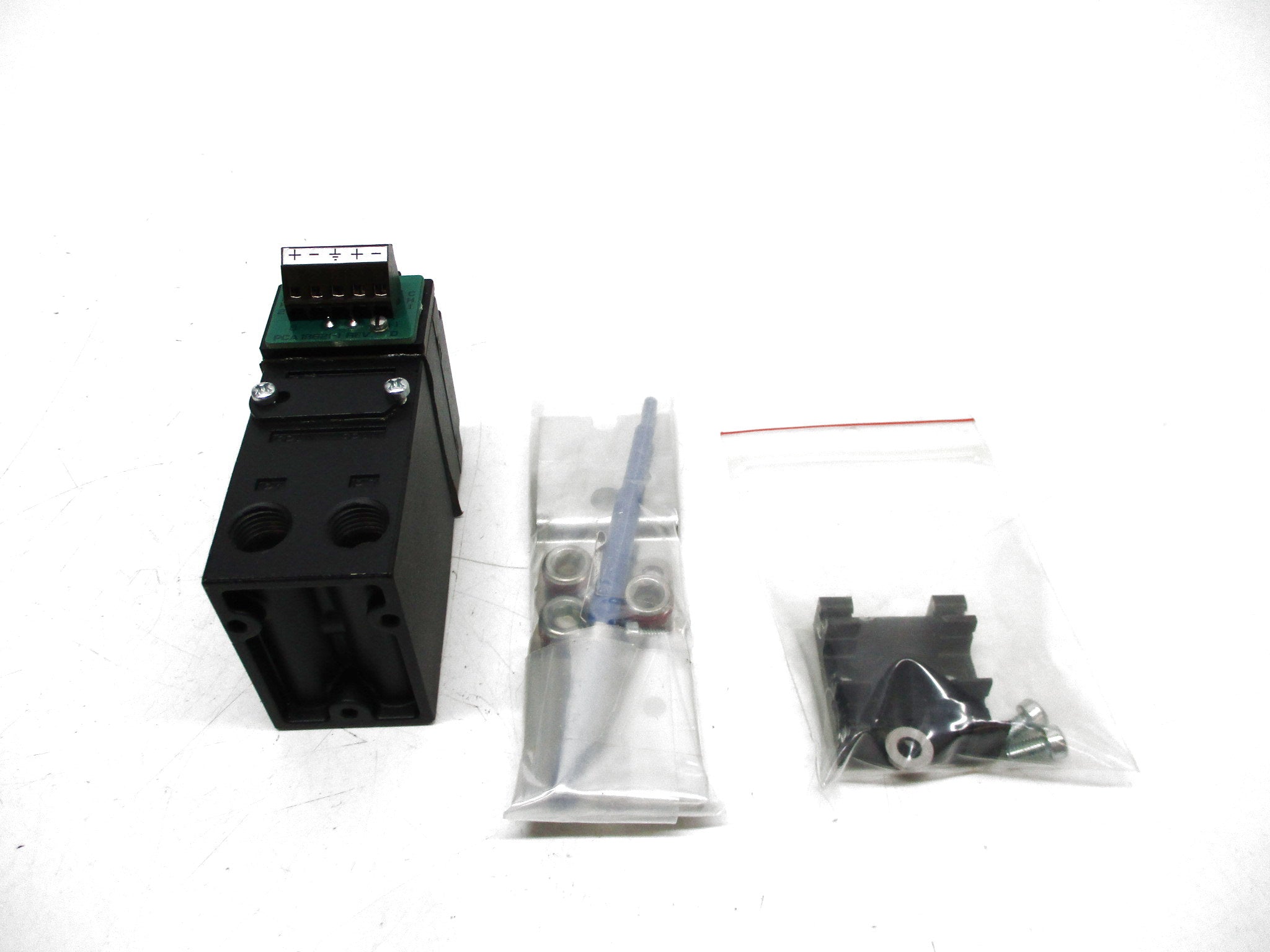 FAIRCHILD TT8001-011000 NSMP