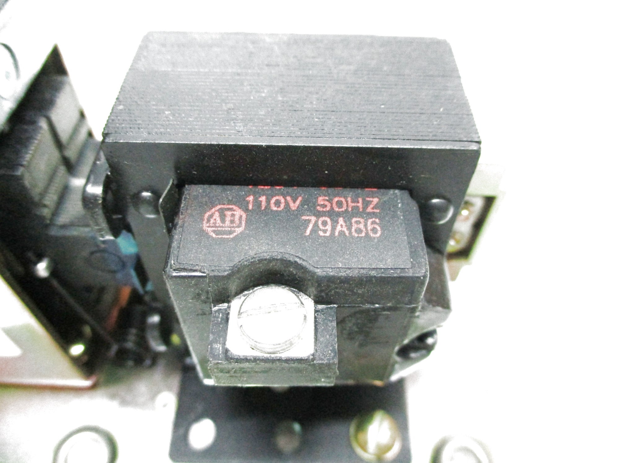 ALLEN BRADLEY 849A-ZOD24 SER. B 110-50HZ 120V-60HZ (BR/WH) NSMP