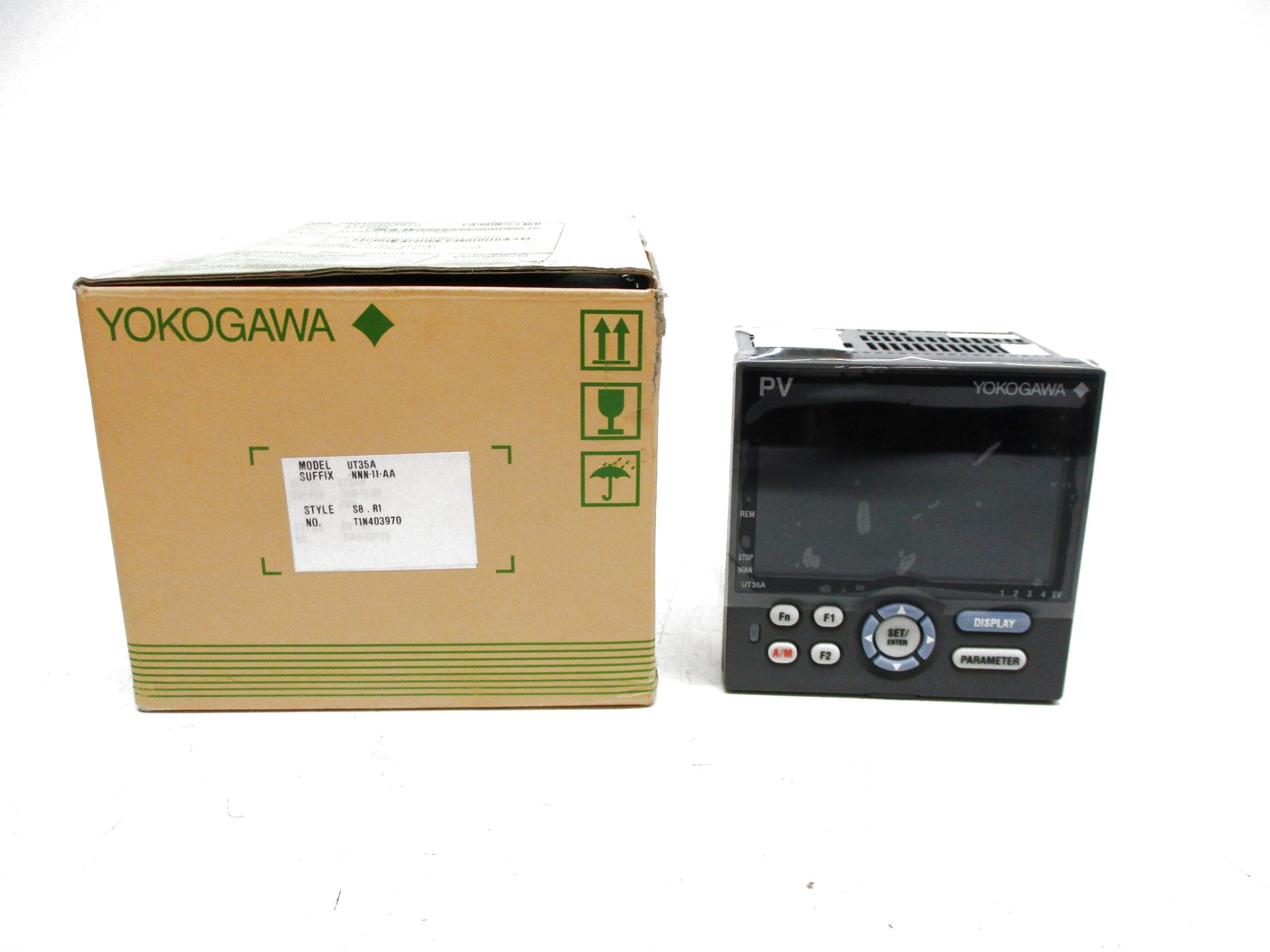 YOKOGAWA UT35A-NNN-11-AA NSMP