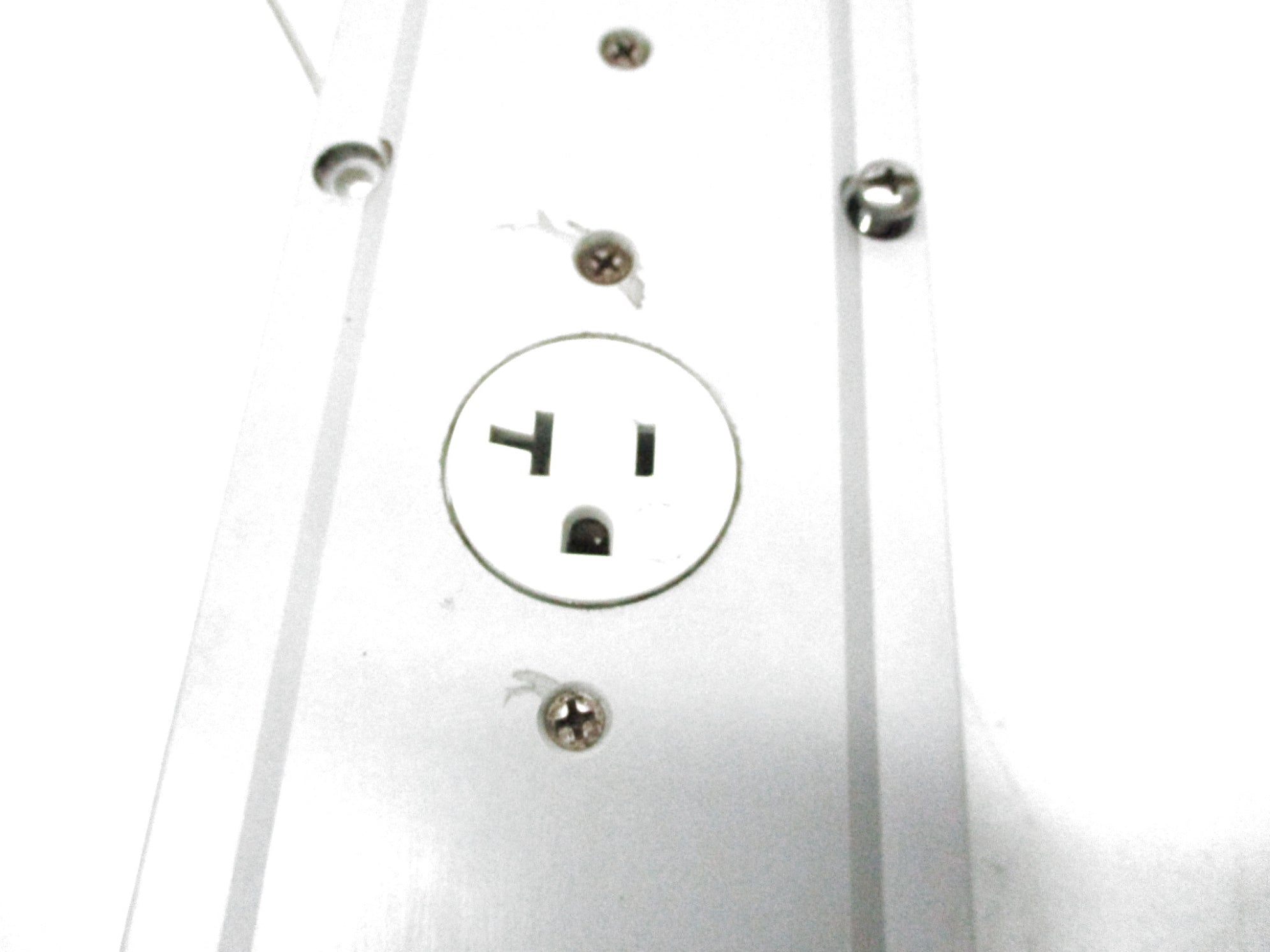 HUBBELL HW-N4X1732 UNMP