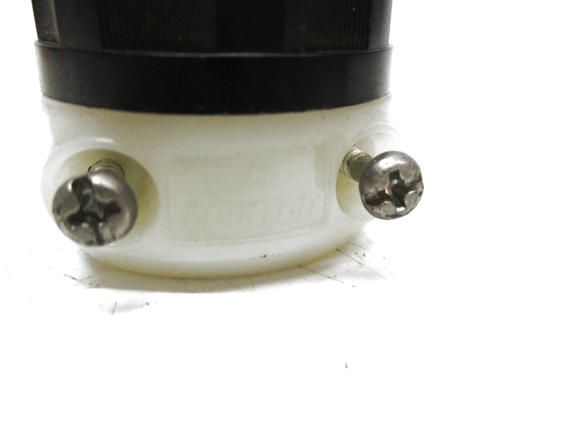 LEVITON 4720-C UNMP