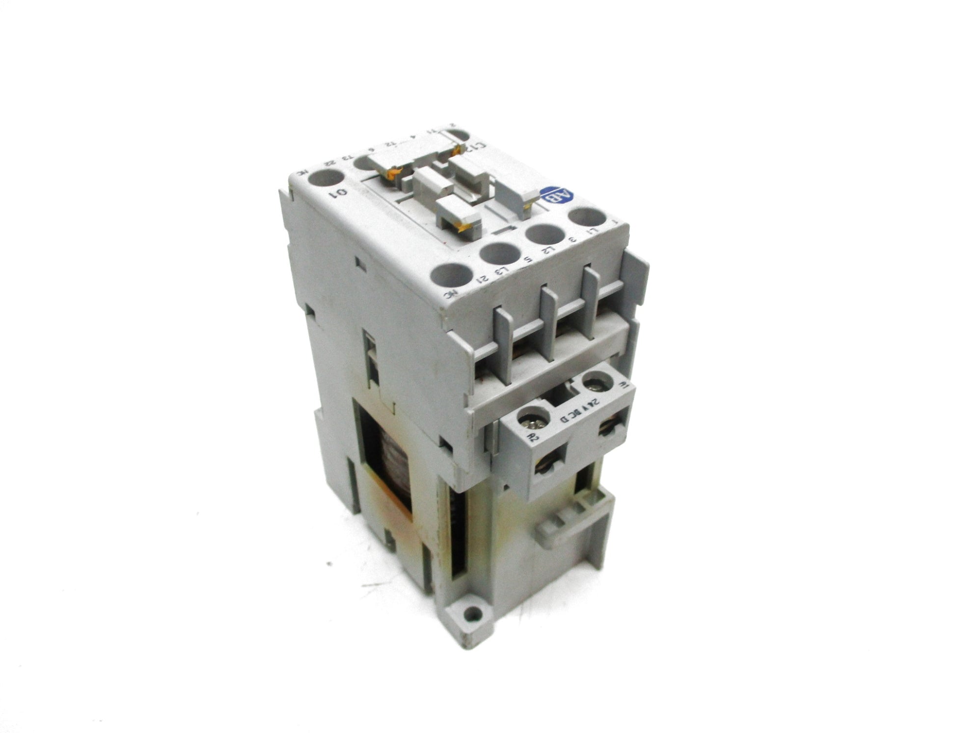 ALLEN BRADLEY 100-C12ZJ01SER. A 24VDC UNMP