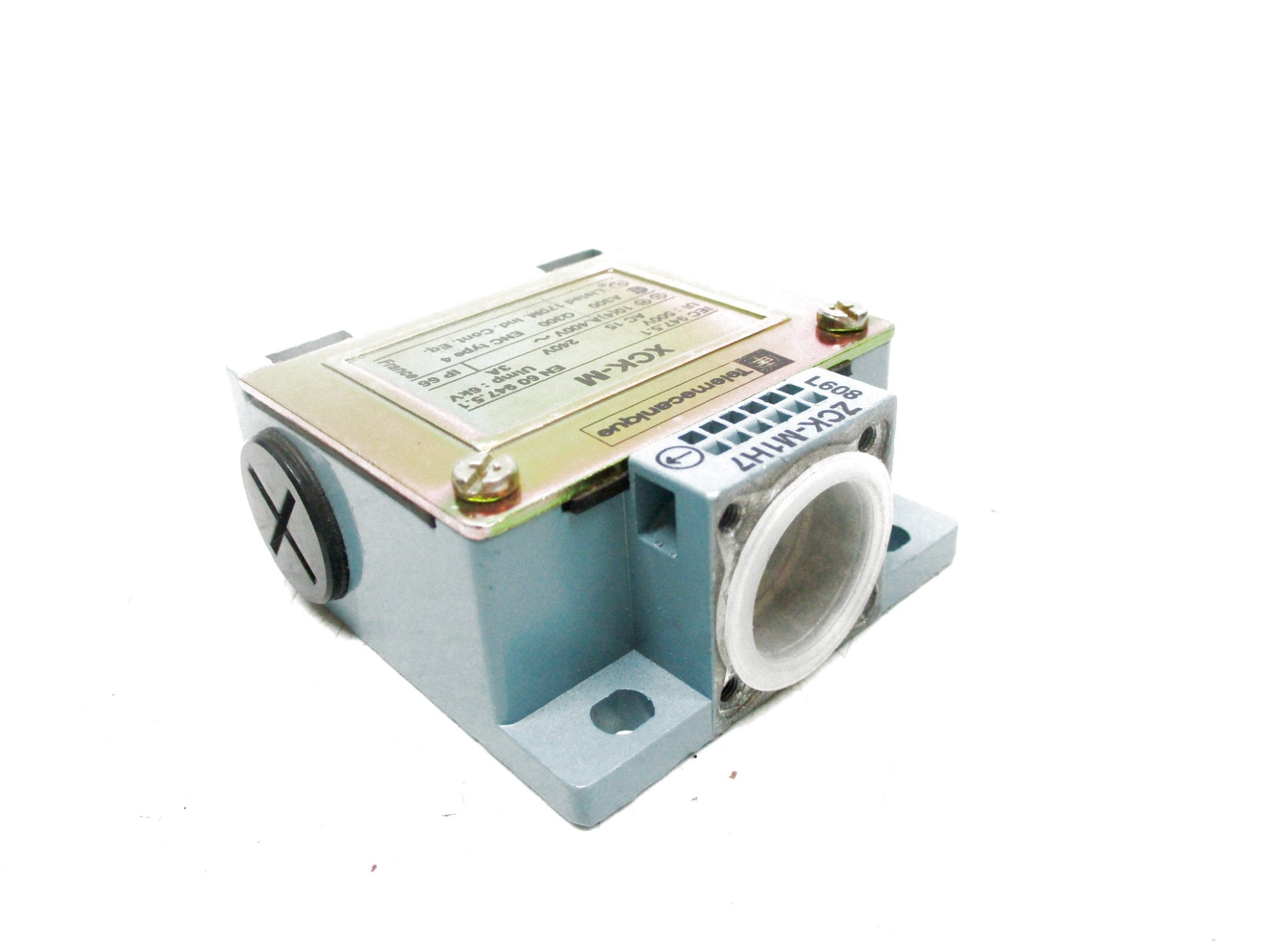 TELEMECANIQUE ZCK-M1H7 240V 3A NSNP