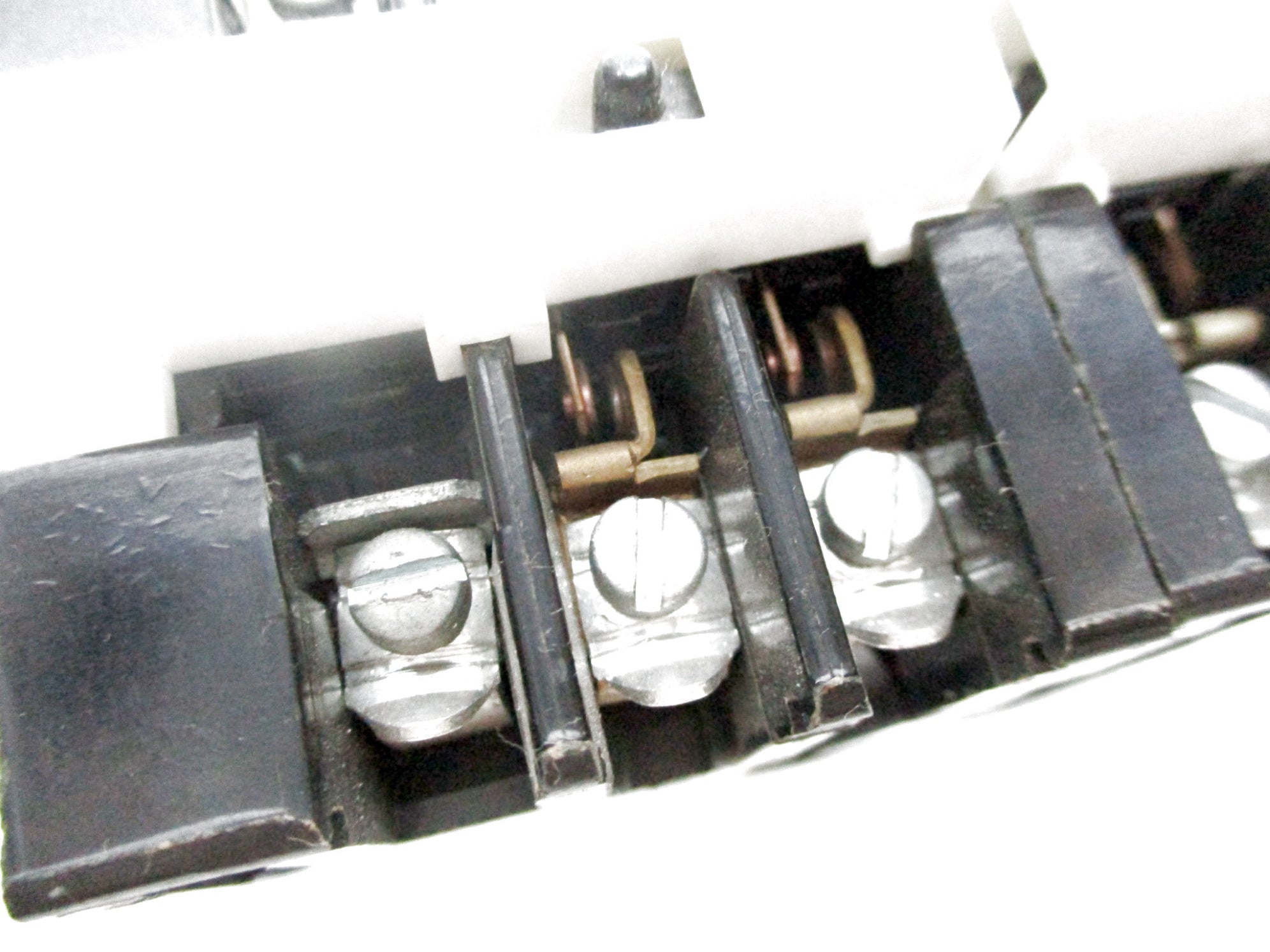 GENERAL ELECTRIC CR120C02202AA SER. A 115V UNMP