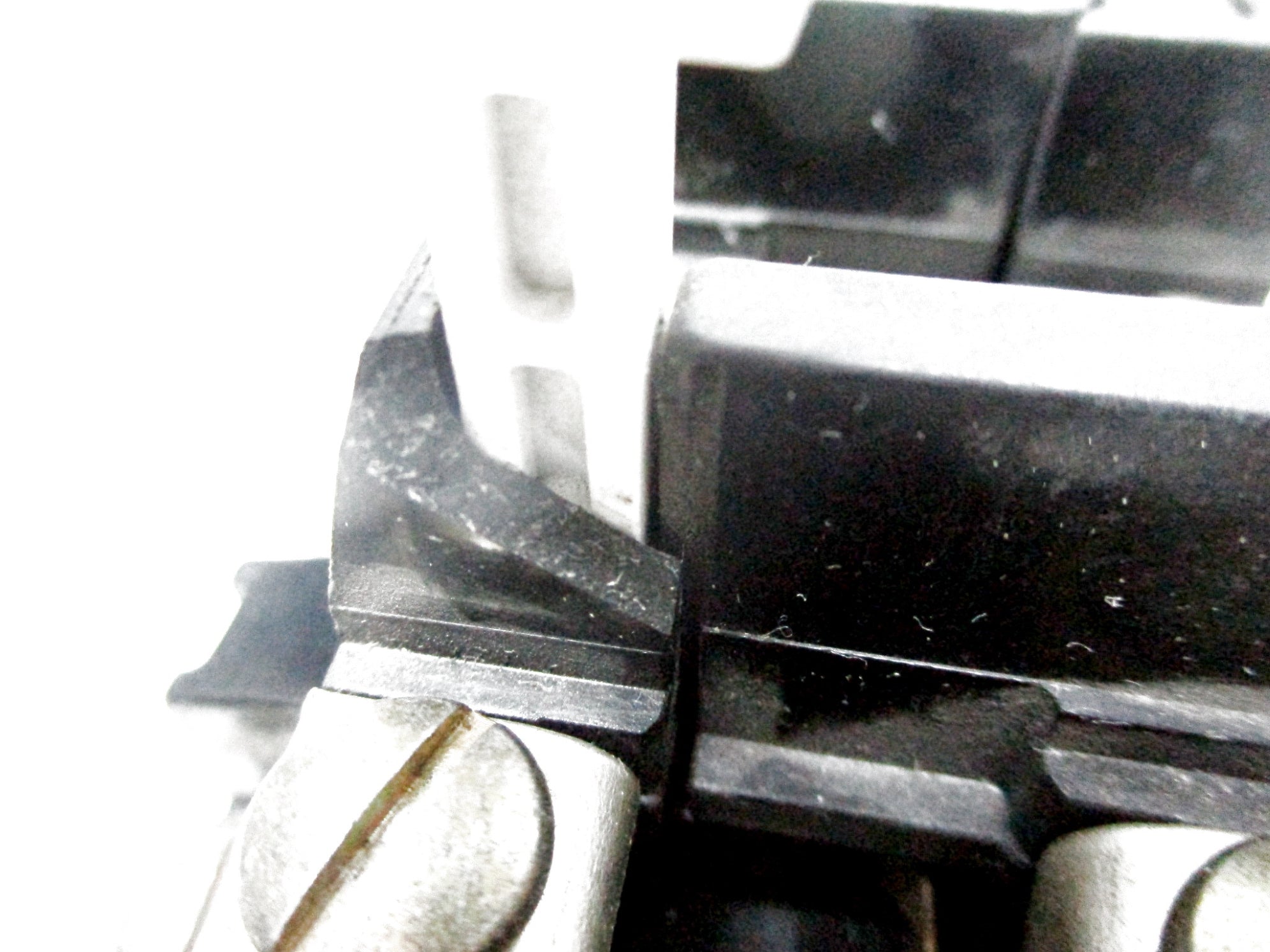 ALLEN BRADLEY 592-BOV16 SER. B 600V (AS PICTURED) UNMP