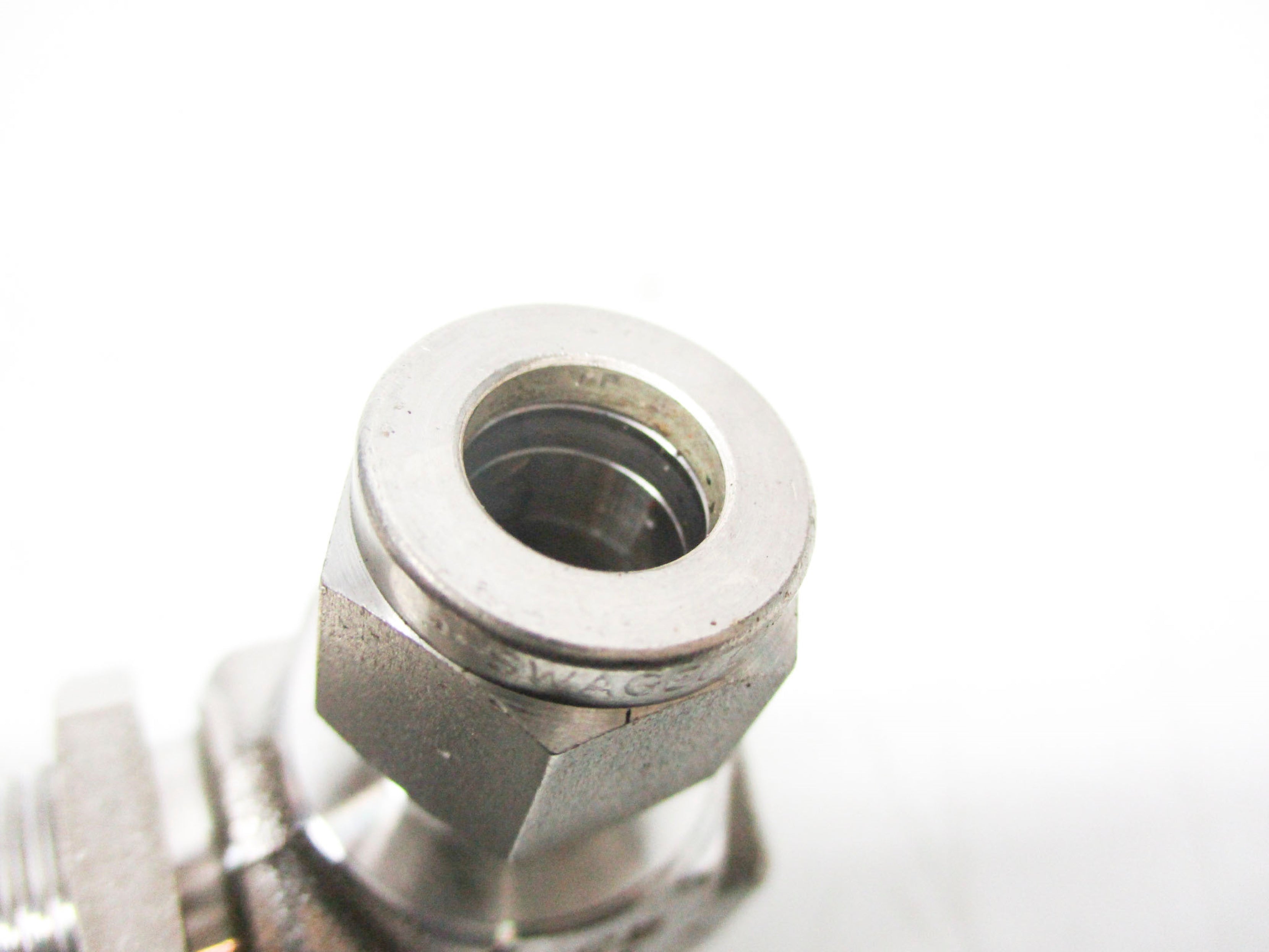 SWAGELOK SS-1VS6 3/8" UNMP