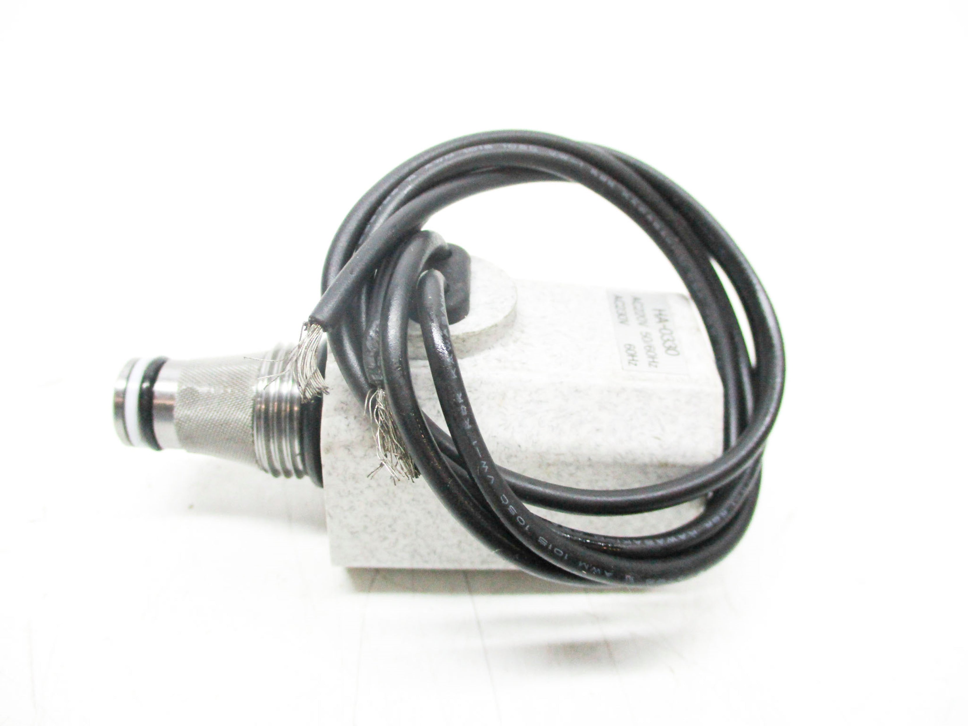 EATON V2067UA22-11 220/230VAC UNMP
