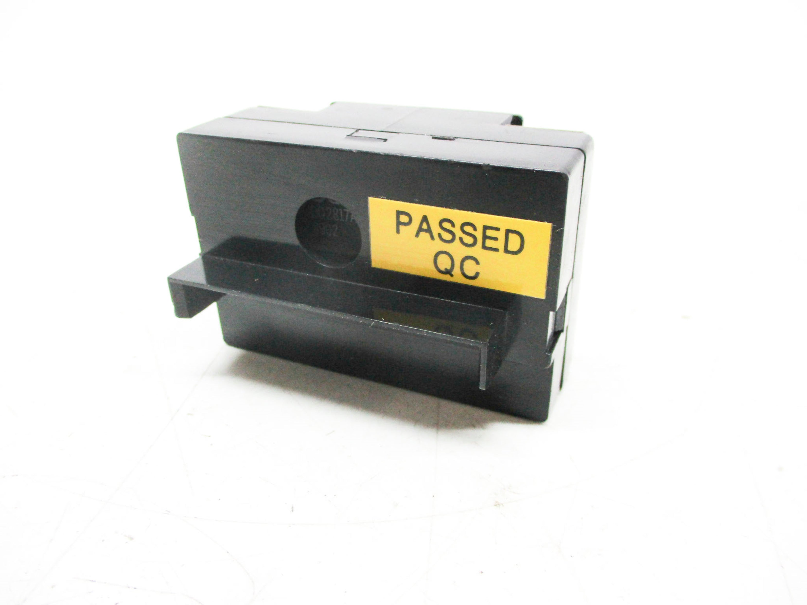 CUTLER HAMMER D100EE28 SER. A1 UNMP