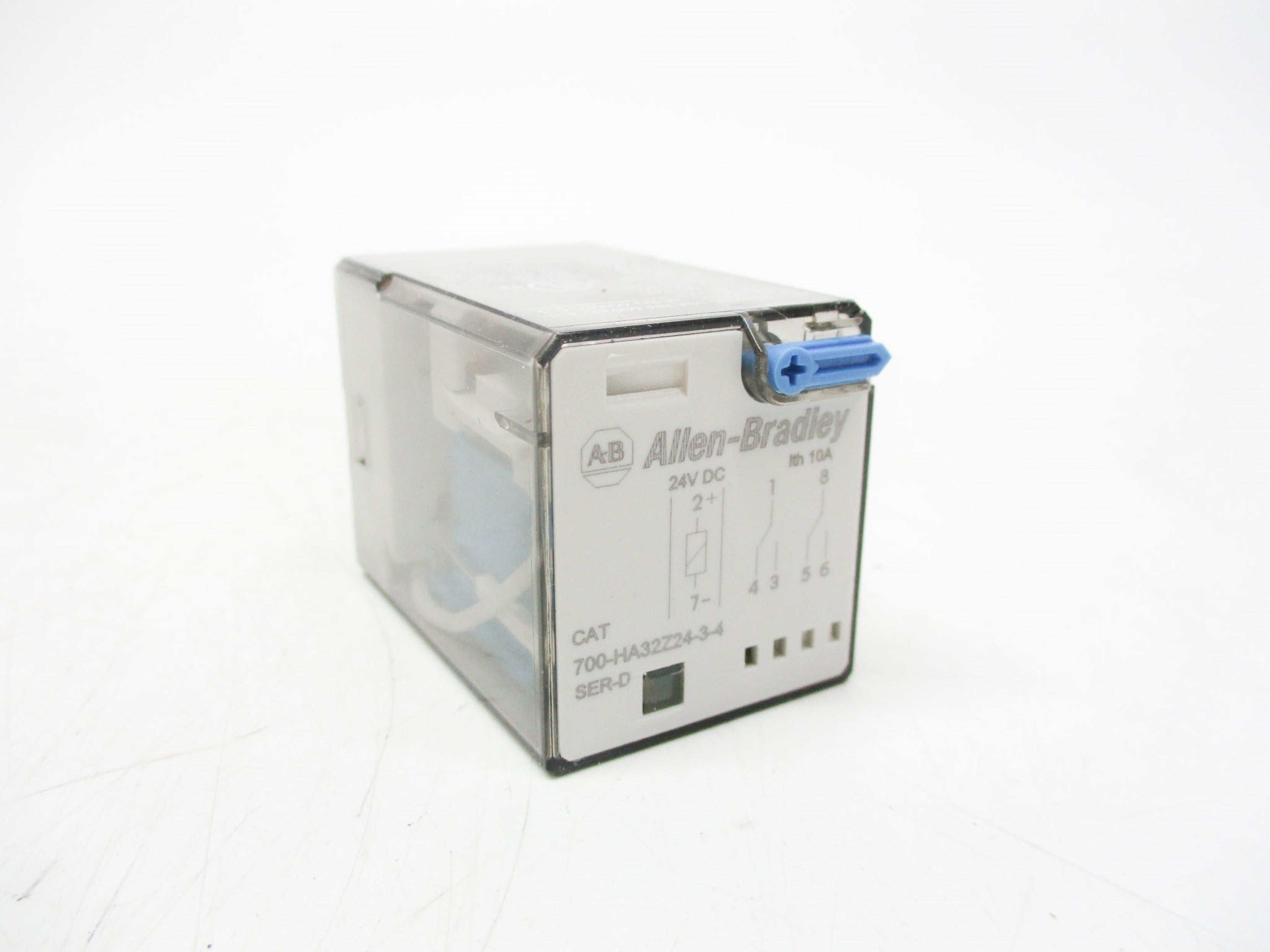 ALLEN BRADLEY 700-HA32Z24-3-4 SER. D 24VDC (WH) NSMP