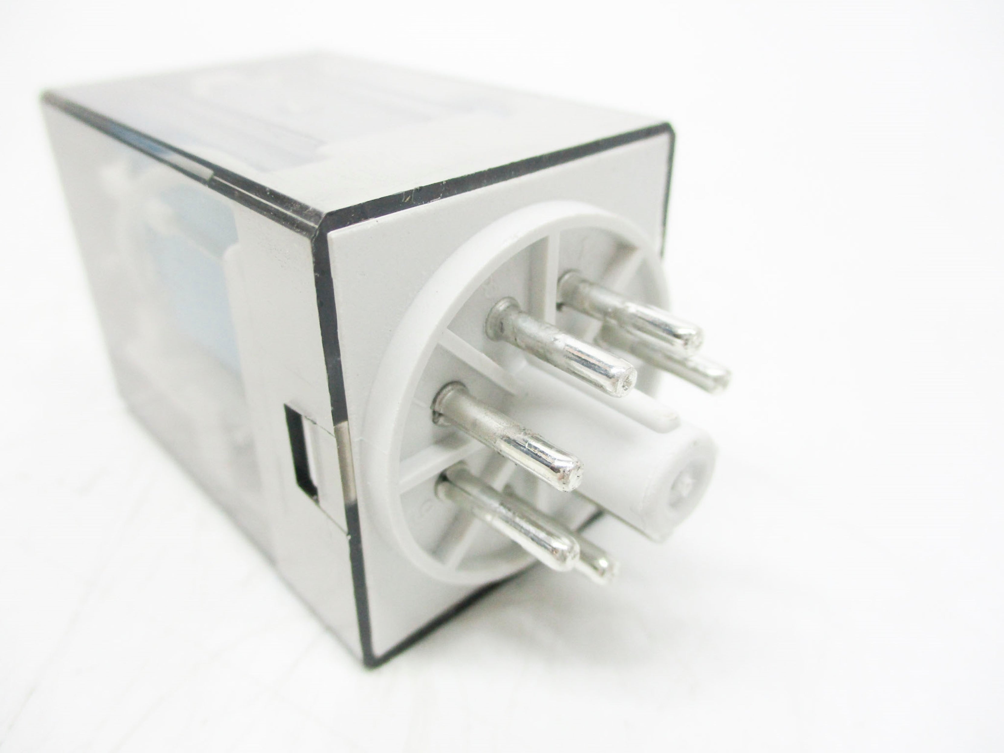 ALLEN BRADLEY 700-HA32Z24-3-4 SER. D 24VDC (WH) NSMP