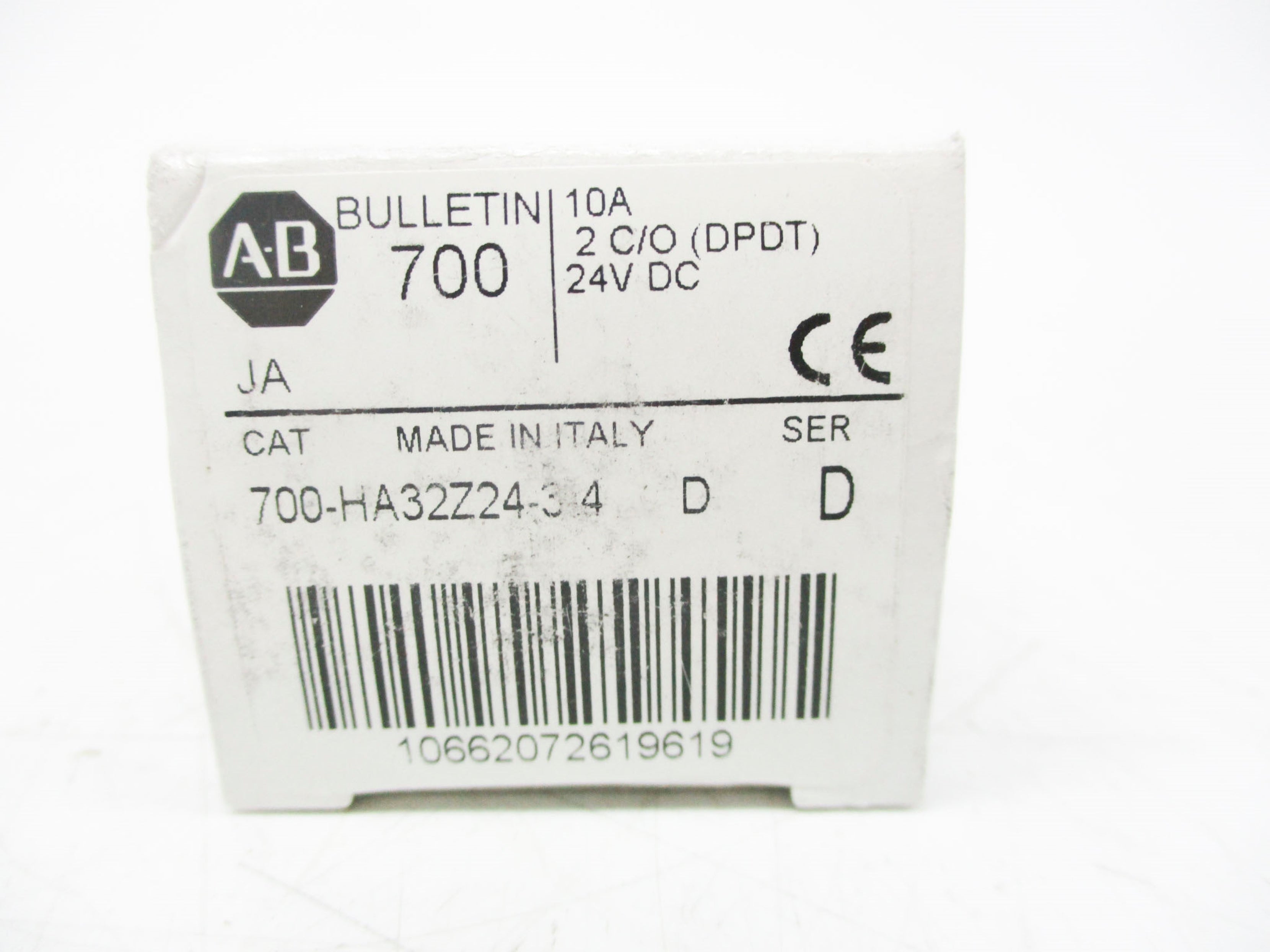 ALLEN BRADLEY 700-HA32Z24-3-4 SER. D 24VDC (WH) NSMP