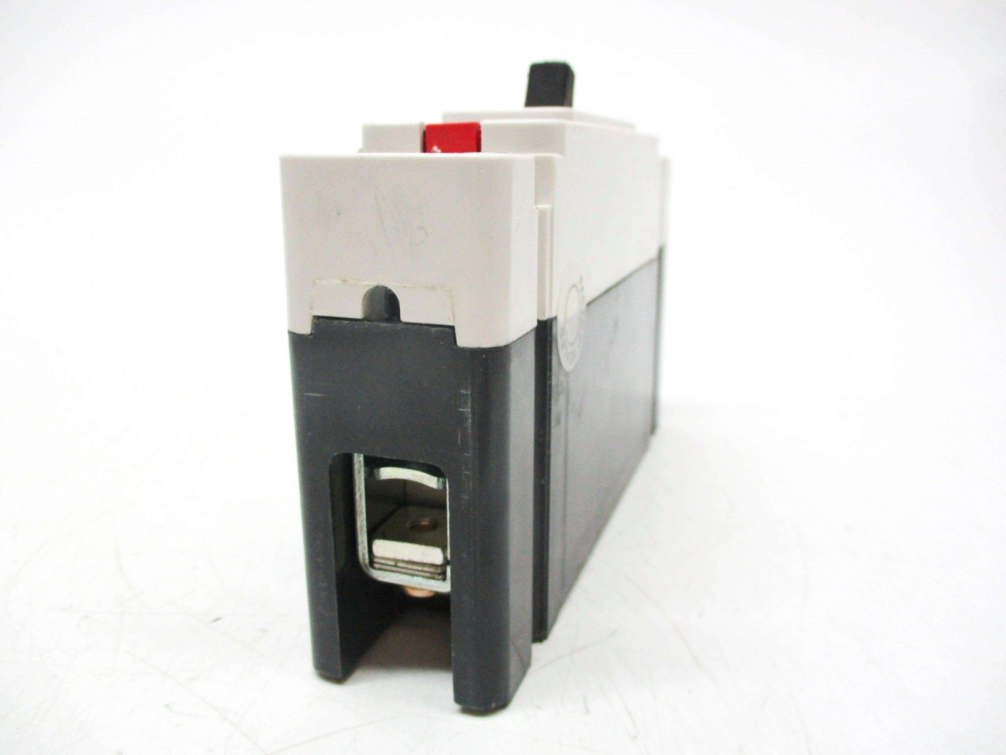 EATON HFD1015 SER. C 15A 277VAC (WHITE) NSMP