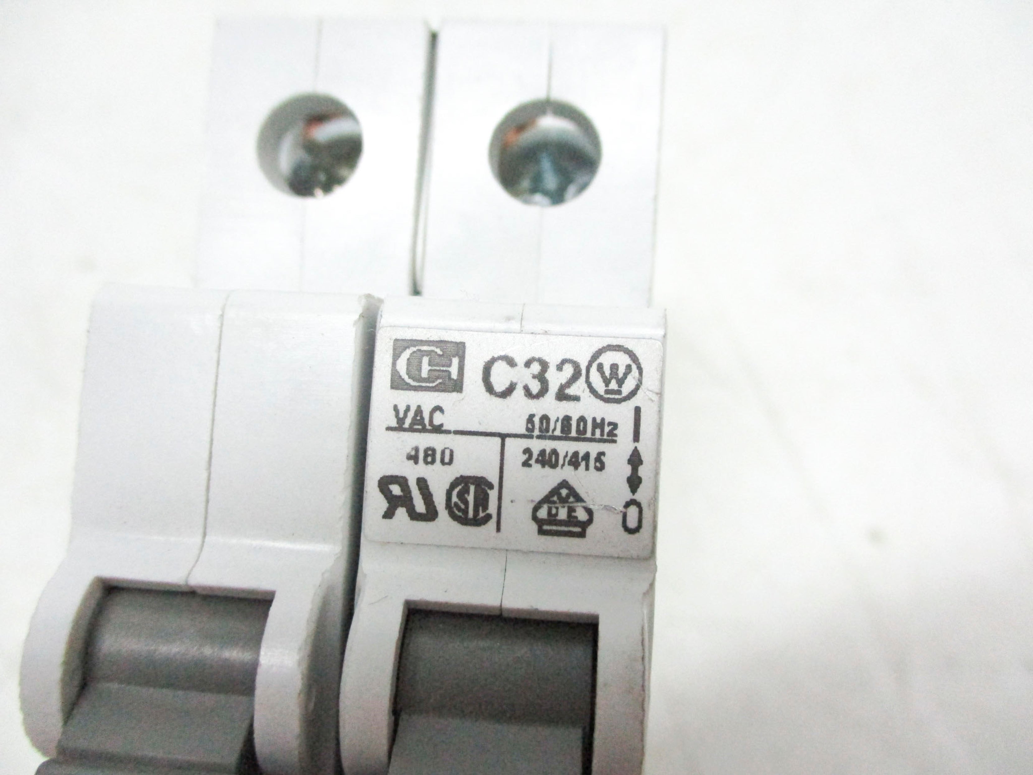 CUTLER HAMMER SPCL2C32 32A 240/415V NSNP