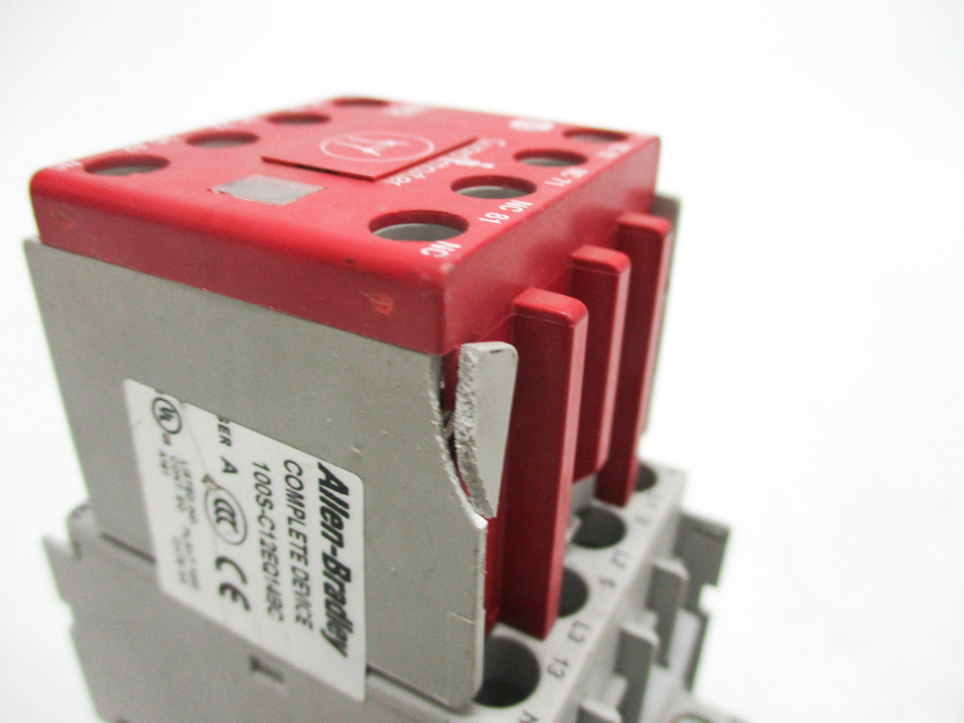 ALLEN BRADLEY 100S-C12EQ14BC SER. A 24VDC (AS PICTURED) UNMP