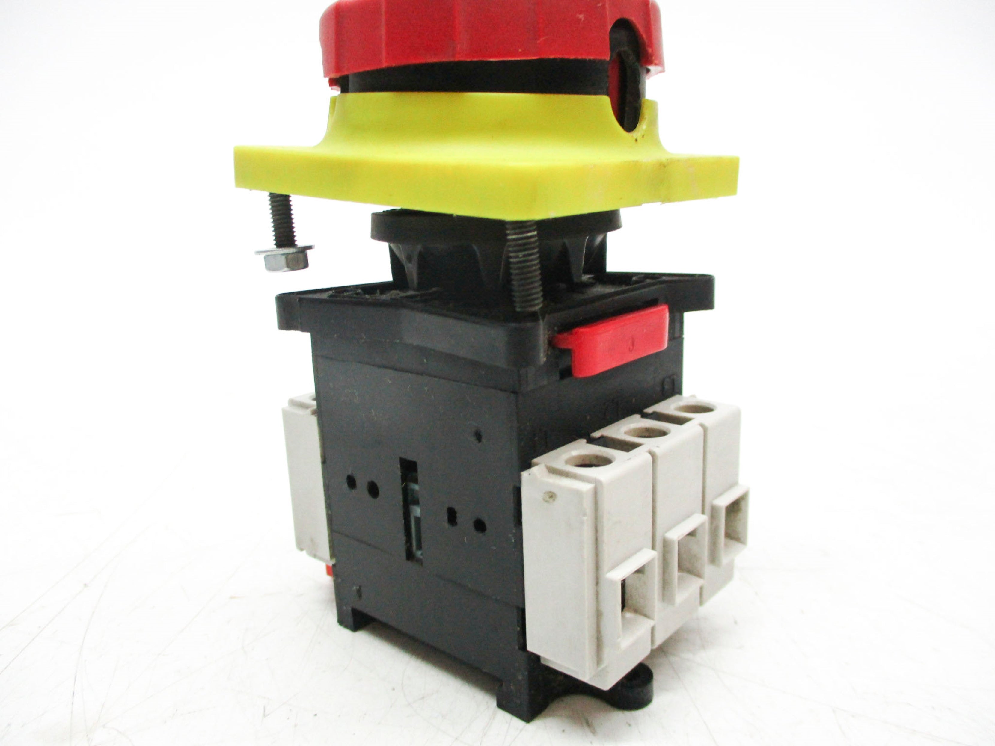 TELEMECANIQUE V1 600VAC 32A UNMP