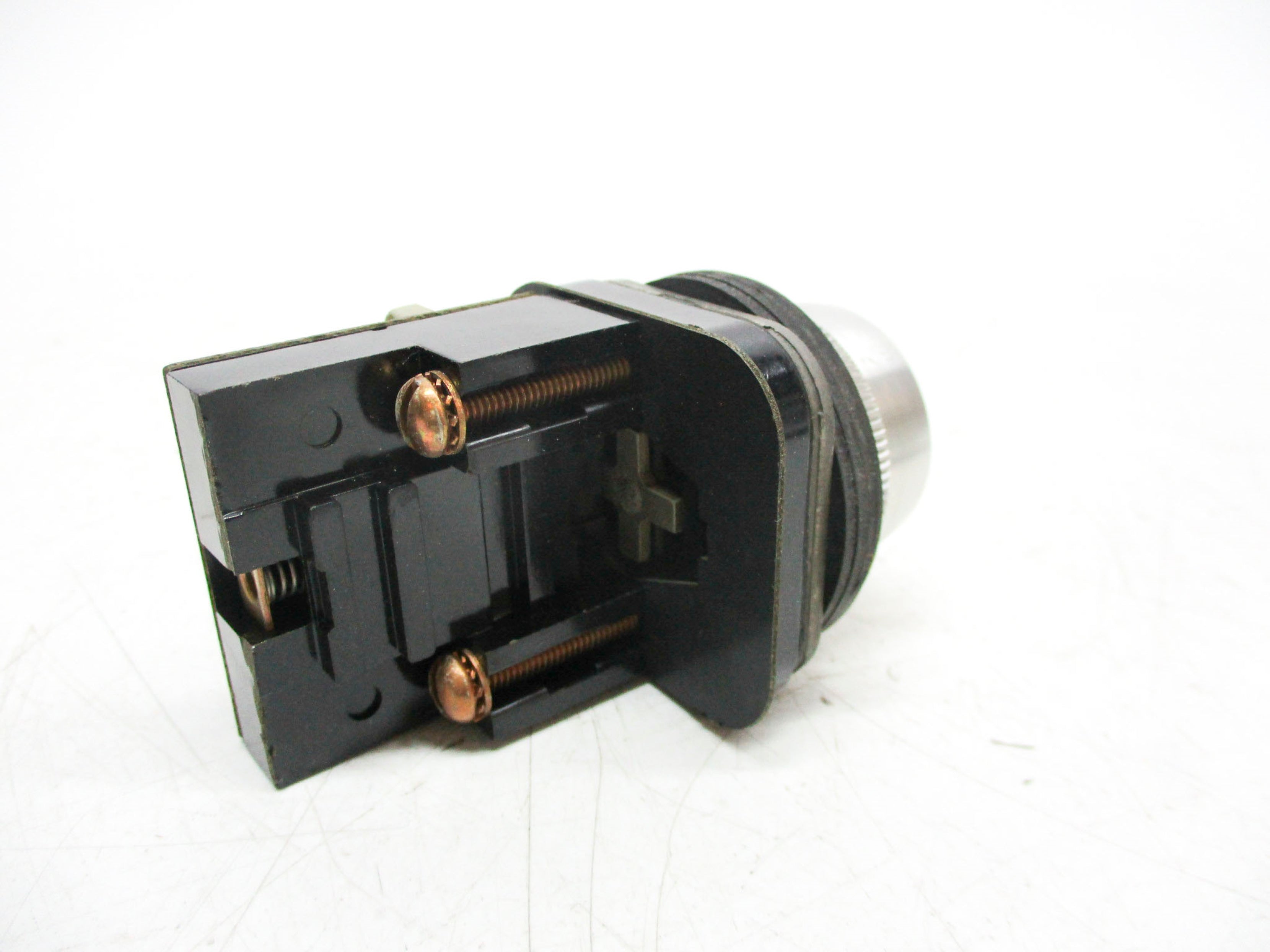 ALLEN BRADLEY 800T-E11A SER. A (NO KEY) (BK/YL) NSMP