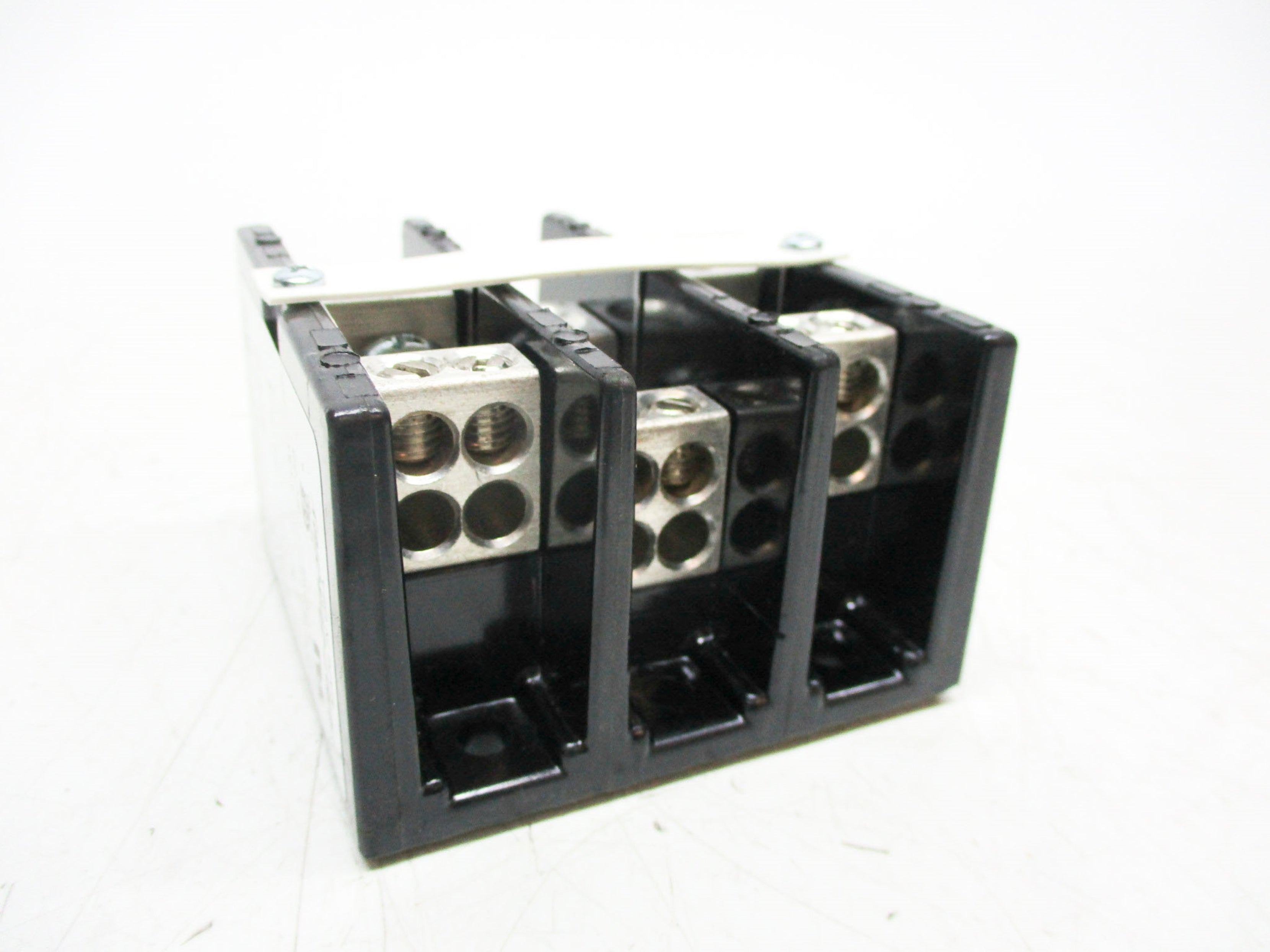 ALLEN BRADLEY 1492-PD3141 SER. B (AS PICTURED) (WH) NSMP