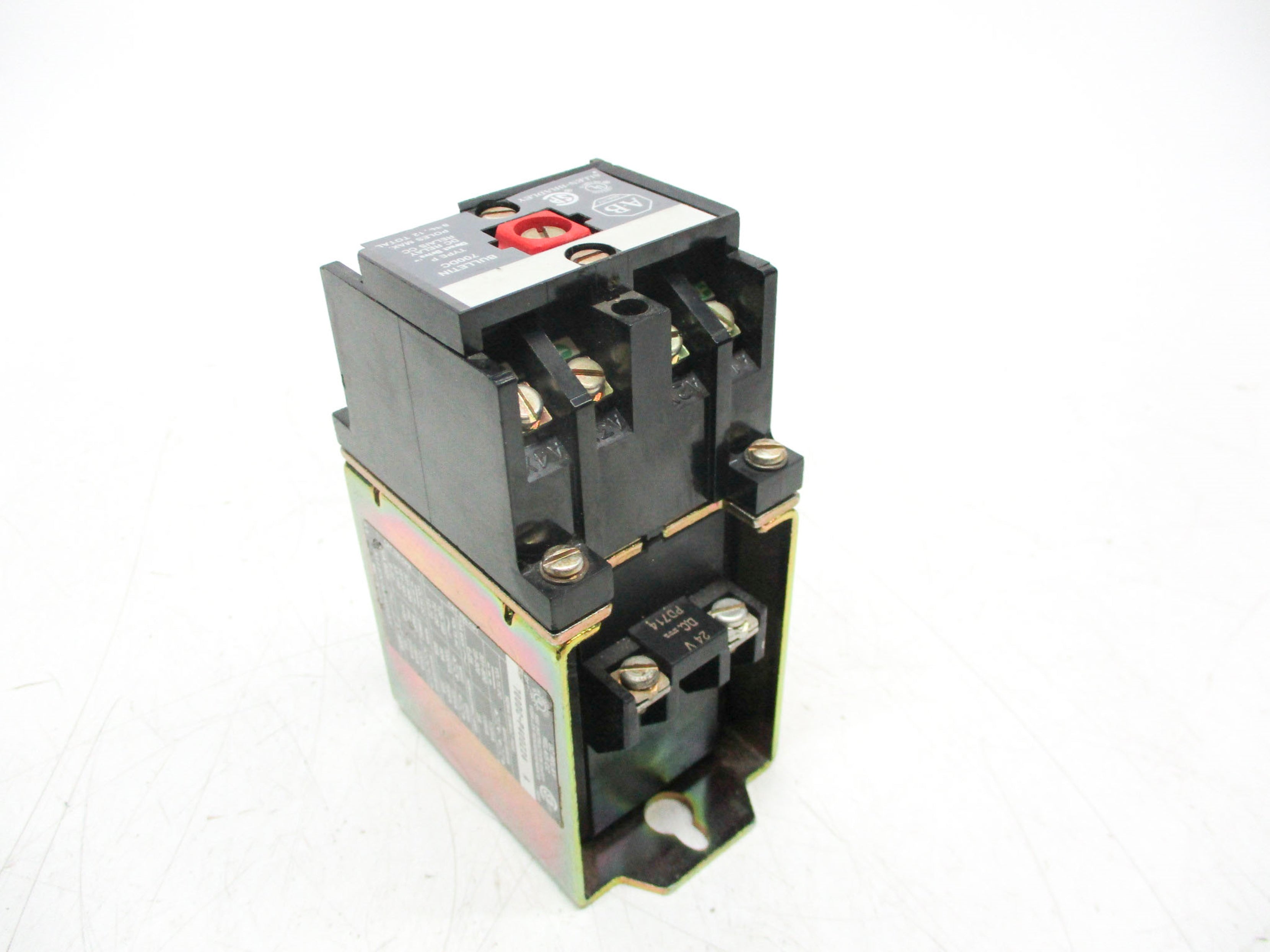 ALLEN BRADLEY 700DC-P400Z24 SER. A 24VDC (AS PICTURED) NSNP