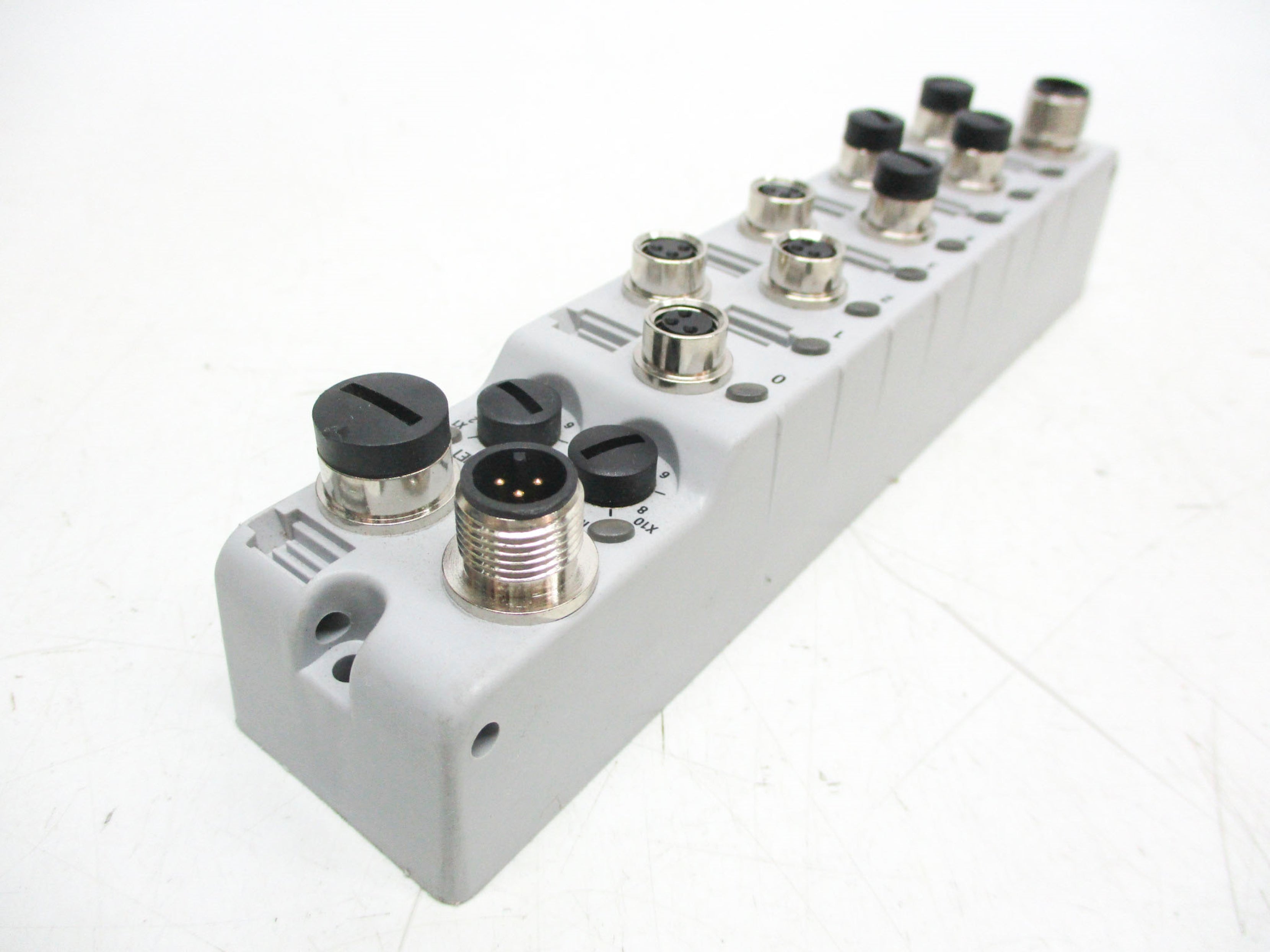 ALLEN BRADLEY 1732D-8CFGM8 SER. A F/W: 1.010 (AS PICTURED) UNMP