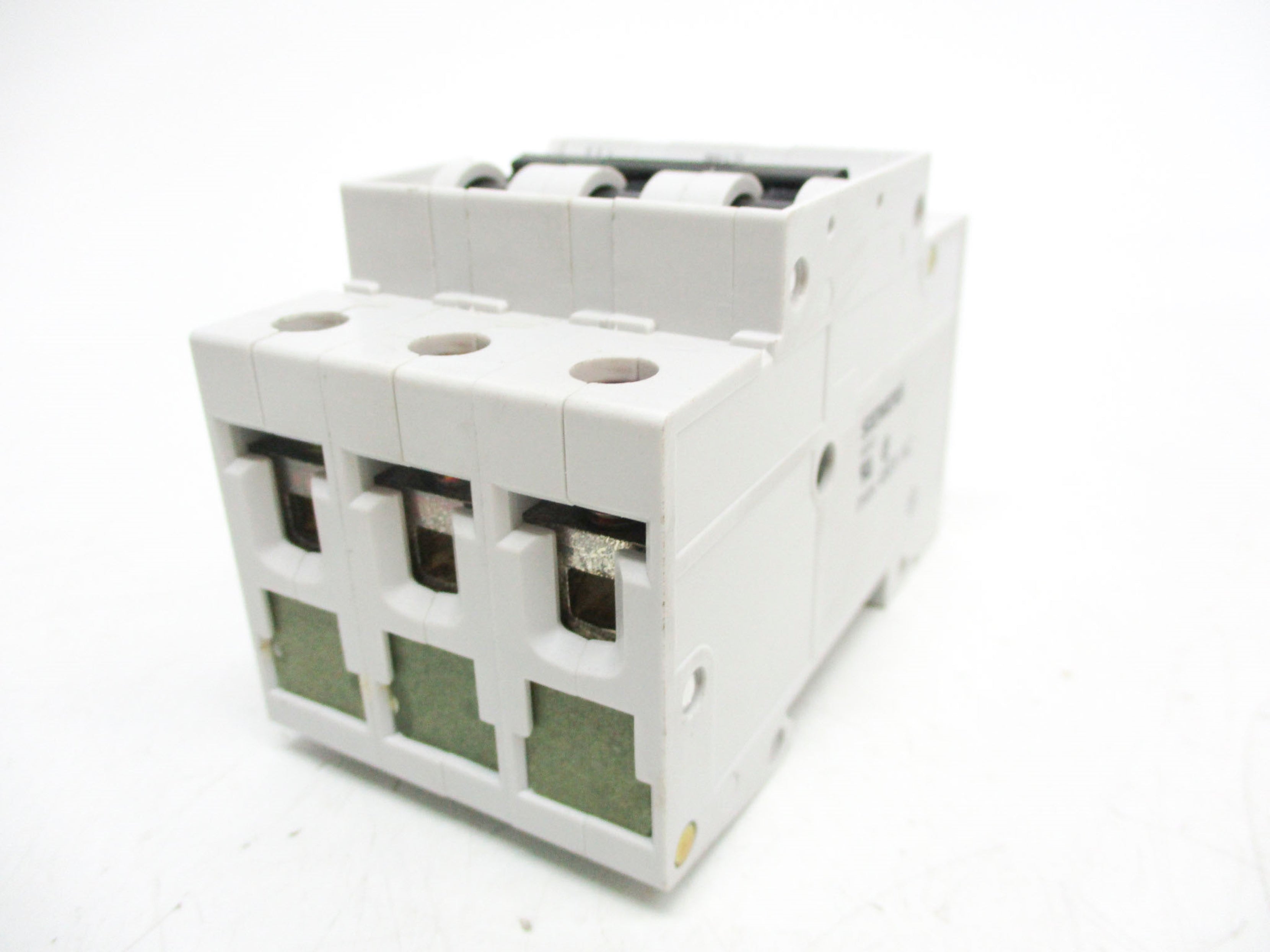 SIEMENS 5SX2320-7 20A 480VAC (AS PICTURED) NSMP